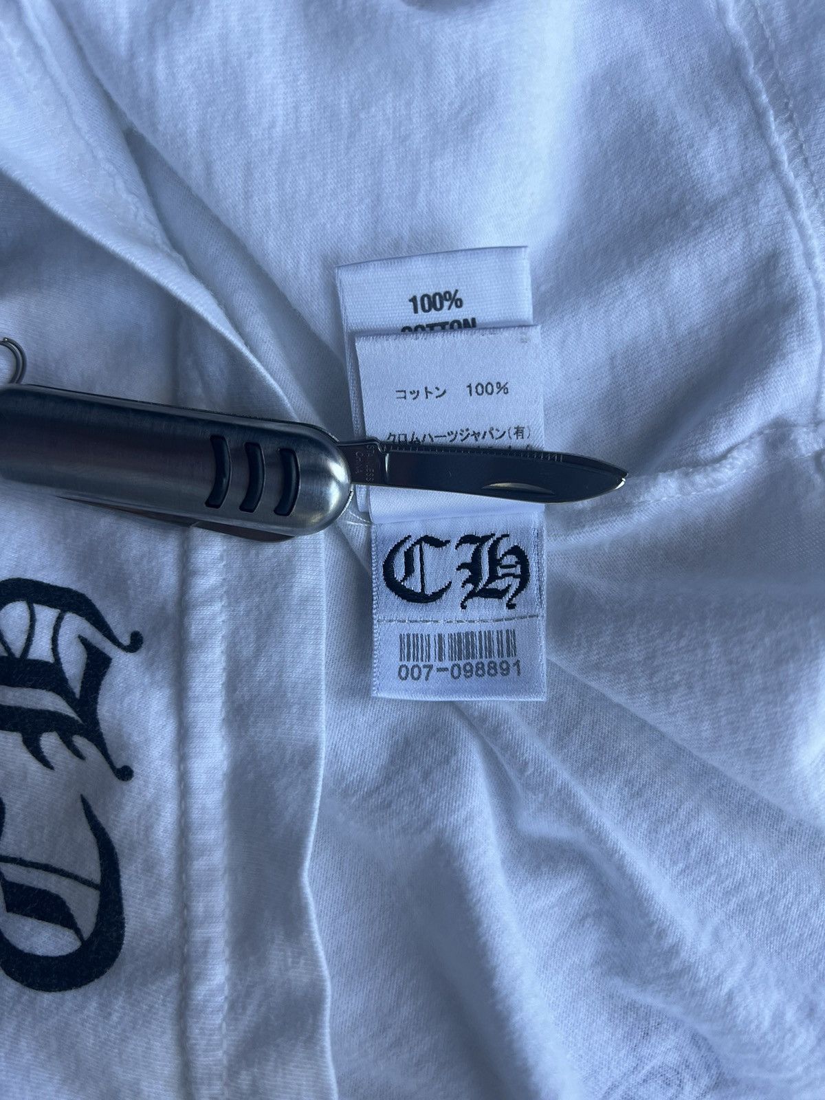 Chrome Hearts Chrome Hearts Vintage Pocket Tee Size US S / EU 44-46 / 1 - 9 Thumbnail