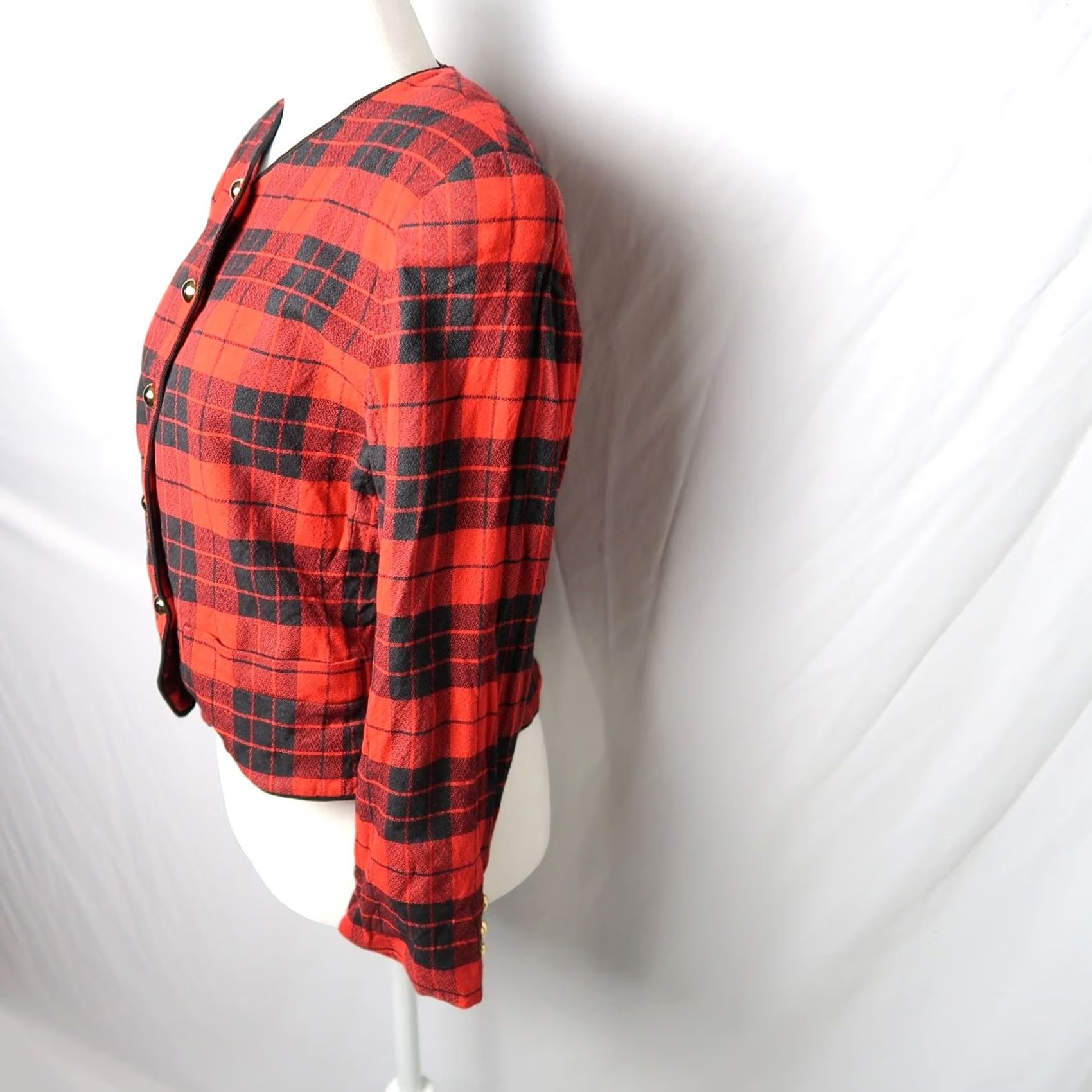 Liz Claiborne VINTAGE Liz Claiborne Blazer Jacket Shirt 90s Adults Petite 10 Red Black Plaid Cotton Blend Grunge JACKET Mens Womens Boys Girls Size L / US 10 / IT 46 - 3 Thumbnail