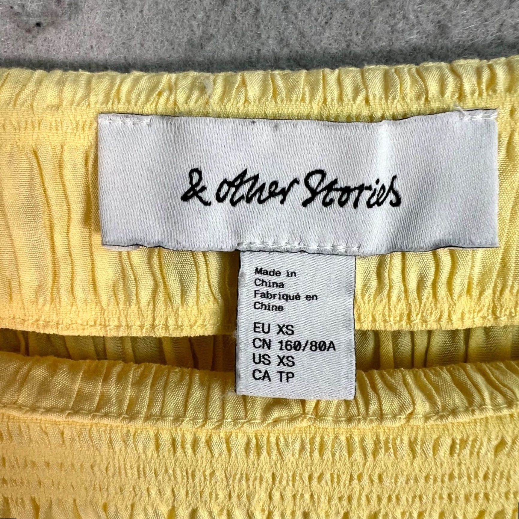 & Other Stories VINTAGE & Other Stories Womens XS Yellow Smocked Long Sleeve Top Size XS / US 0-2 / IT 36-38 - 3 Thumbnail