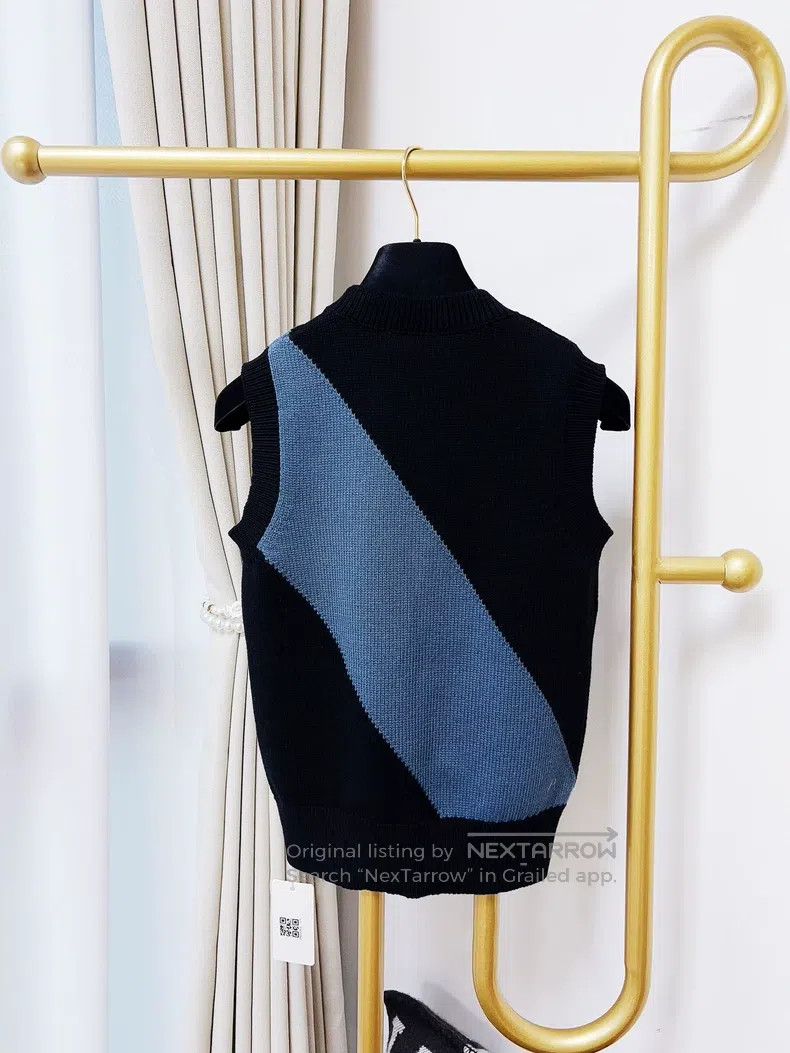 Hermes Hermes Navy Blue and Blue Sleeveless Knit Vest Size XS / US 0-2 / IT 36-38 - 3 Thumbnail