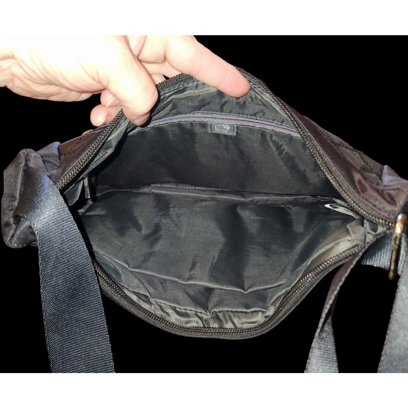 Other Hedgren Purse Shoulder Crossbody black RFID Card Protector Size ONE SIZE - 4 Thumbnail