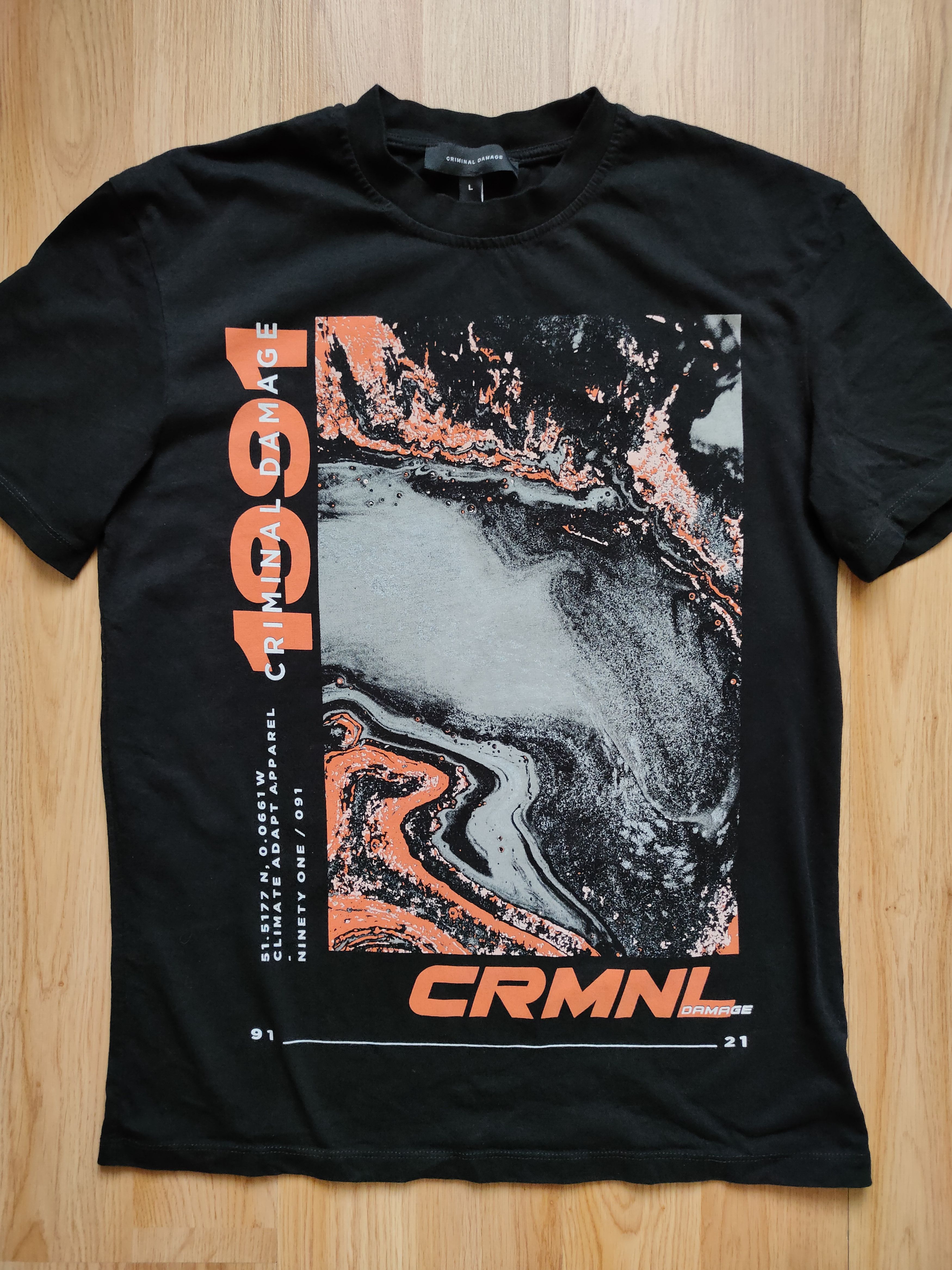 Criminal Damage Criminal Damage T-shirt M-L T shirt criminal damage Size US M / EU 48-50 / 2 - 1 Thumbnail