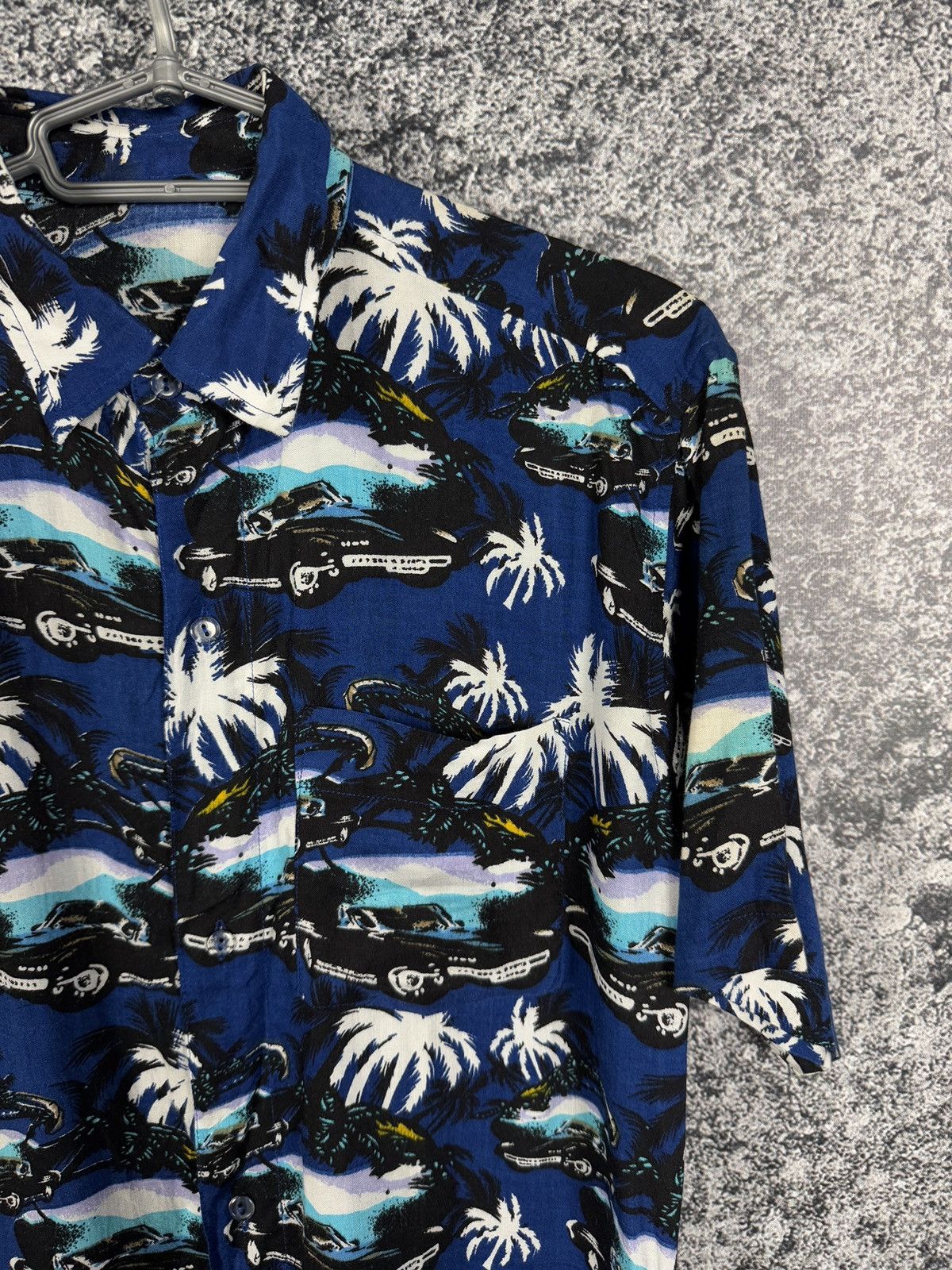 Vintage Hawaiian Short Sleeve Shirt Button Up Cars Palm Cuba Hawaii Size US S / EU 44-46 / 1 - 2 Thumbnail
