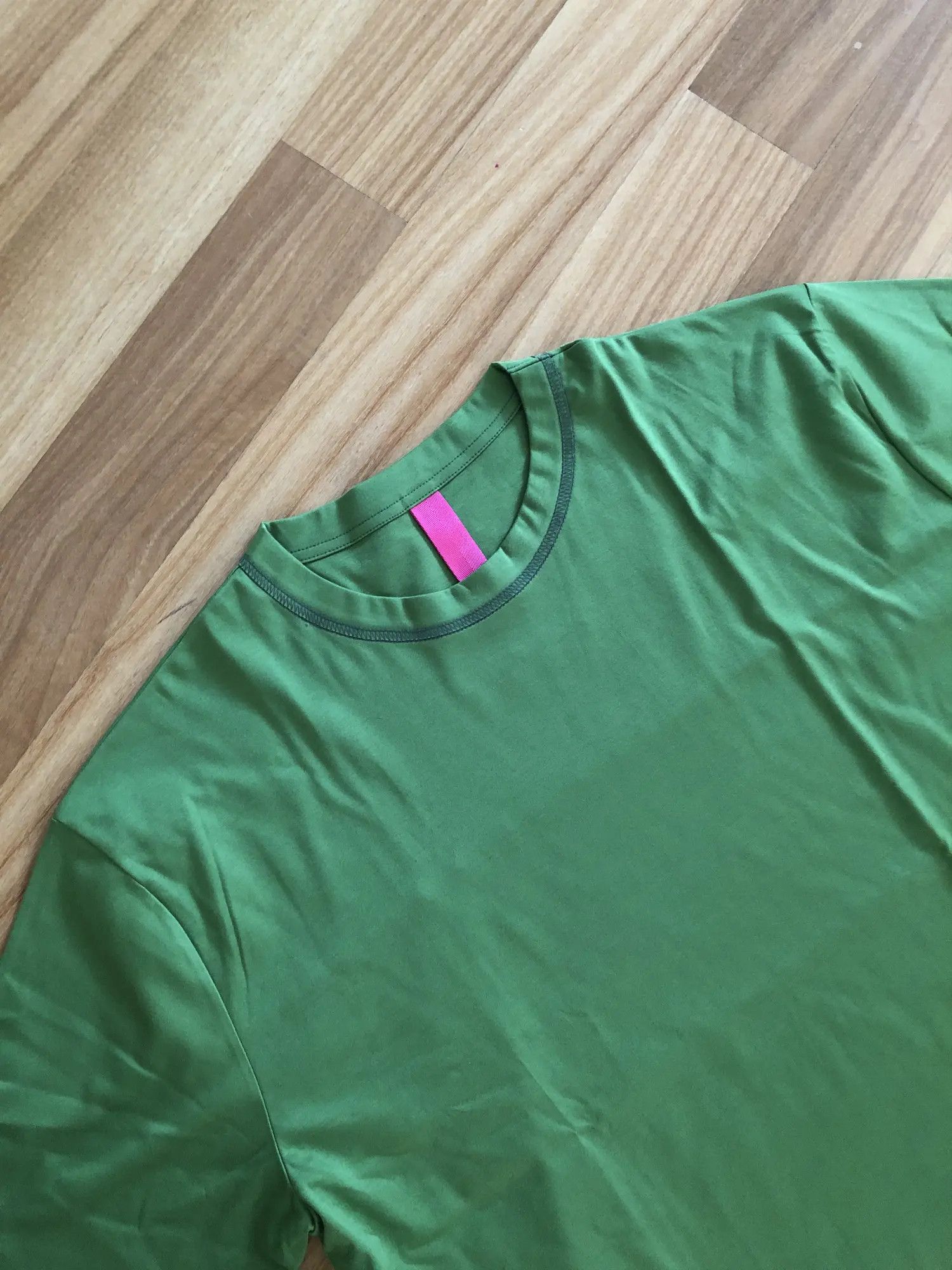MAN-TLE R6U2 Green Shrub Tee Size US M / EU 48-50 / 2 - 6 Thumbnail