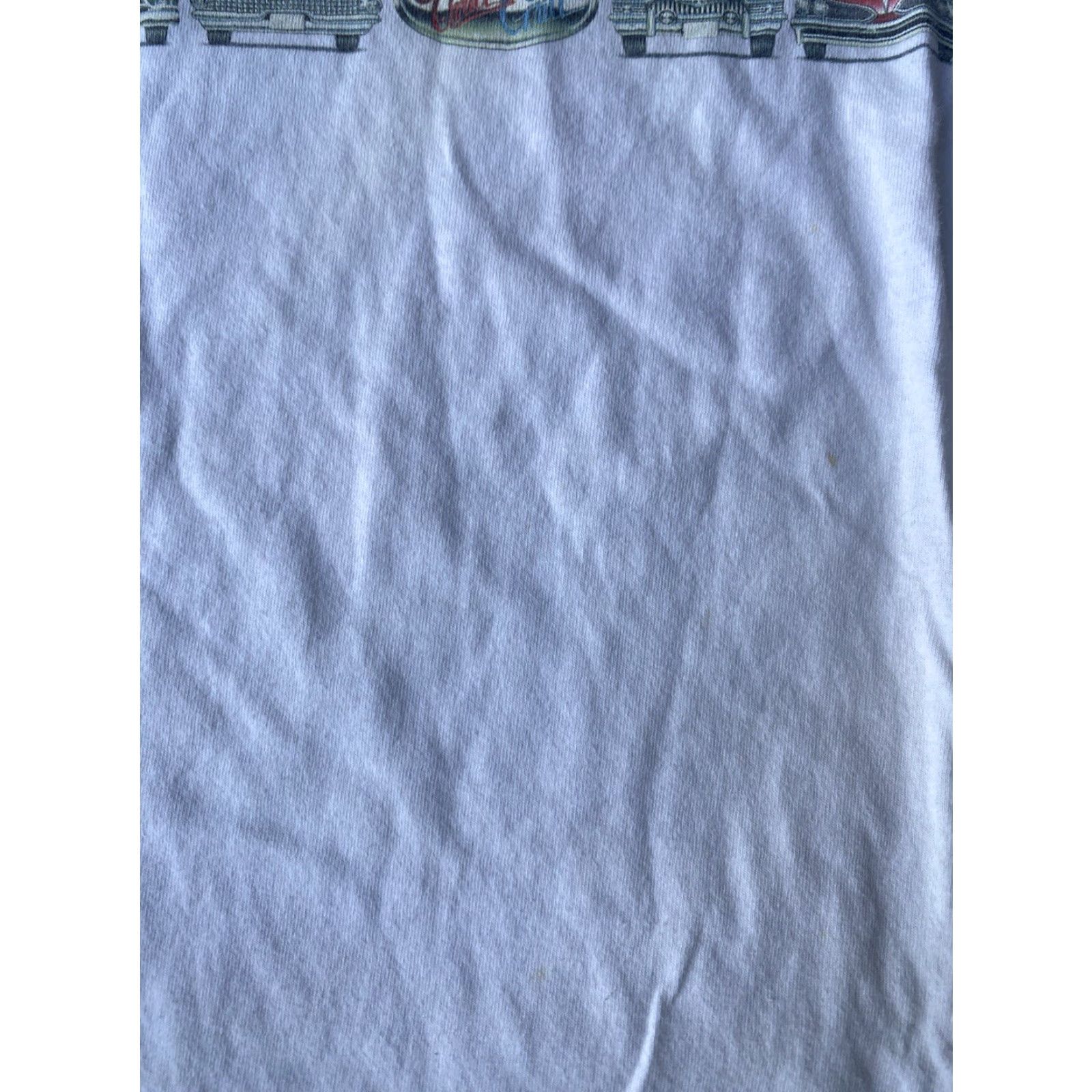 Gildan VINTAGE Y2K Classic Cars Grill of the Grill T-Shirt Large White Gildan Mens T-Shirt White Cars 80s 90s Retro USA Size US L / EU 52-54 / 3 - 7 Thumbnail