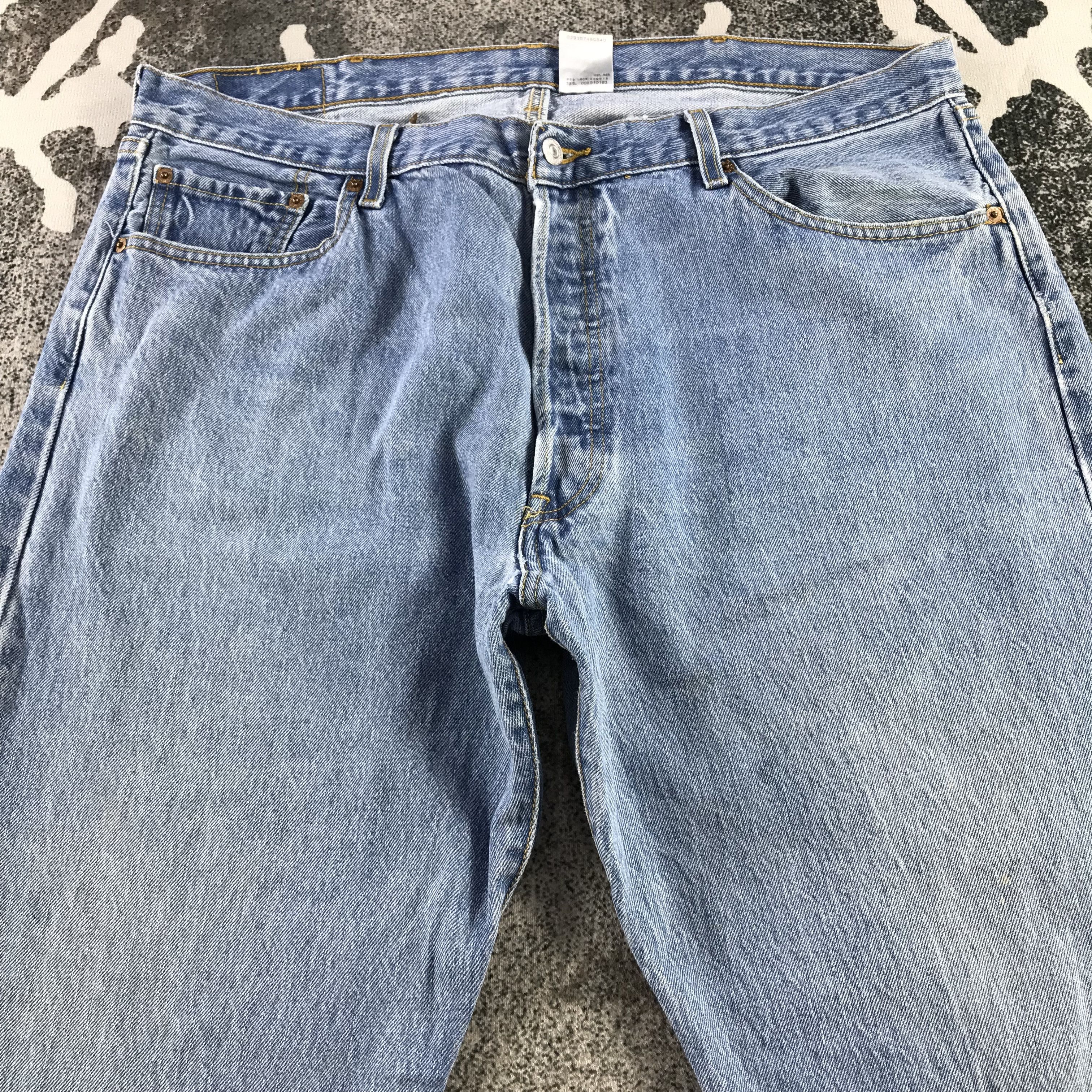 Levi's Vintage Levis 501 Jeans Medium Wash KJ3368 Size US 40 / EU 56 - 3 Thumbnail