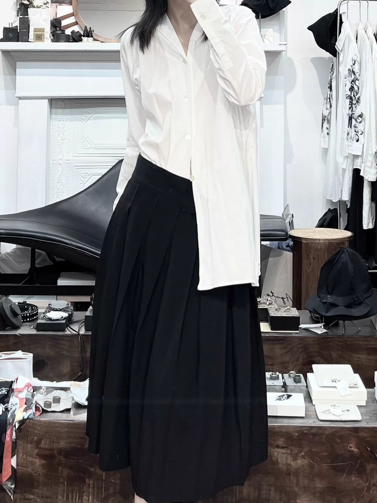 Yohji Yamamoto Yohji Yamamoto Asymmetric Shirt Size S Size S / US 4 / IT 40 - 1 Thumbnail