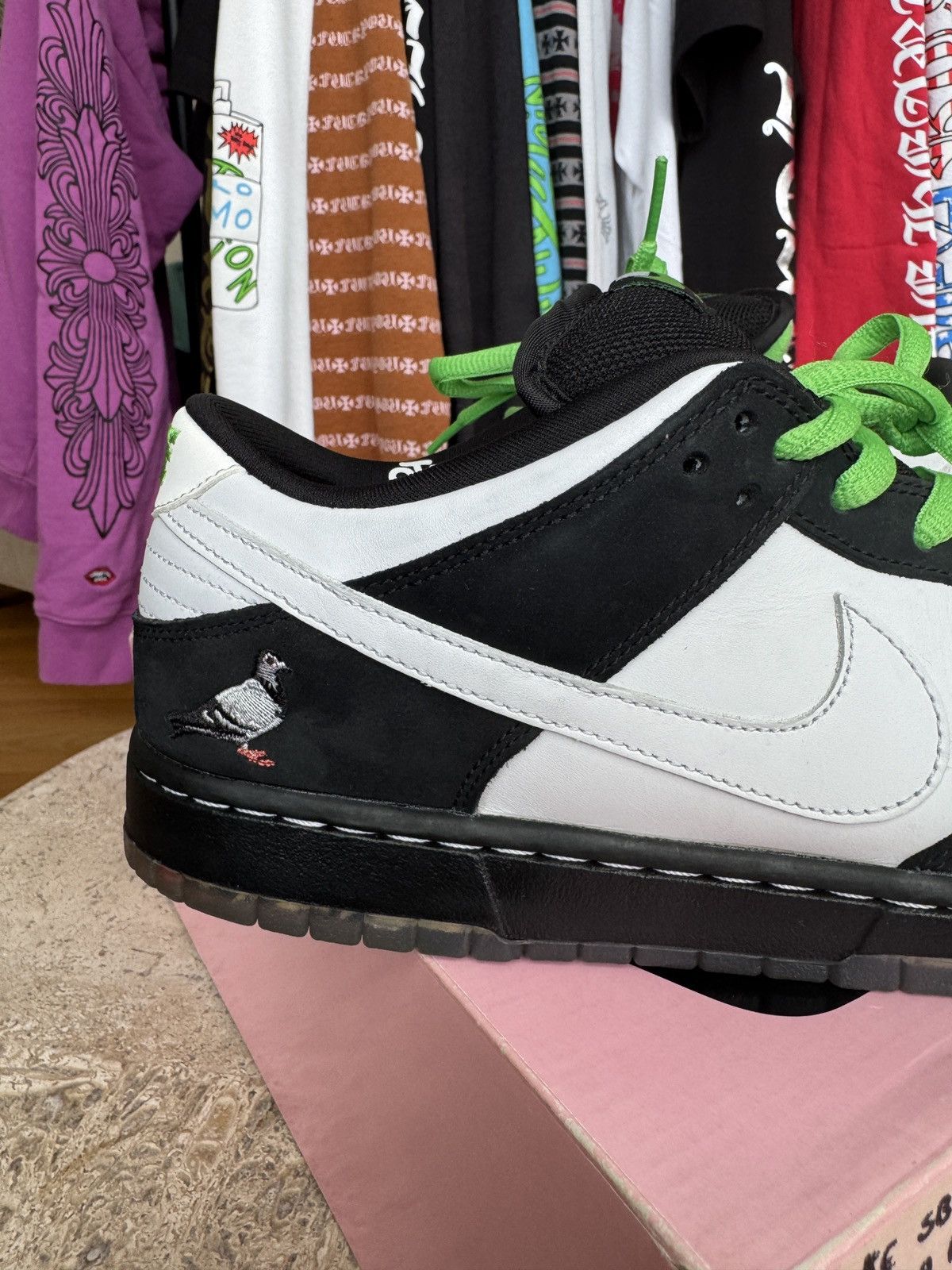 Nike SB Nike SB Dunk Low Staple Panda Pigeon Size US 10.5 / EU 43-44 - 18 Thumbnail