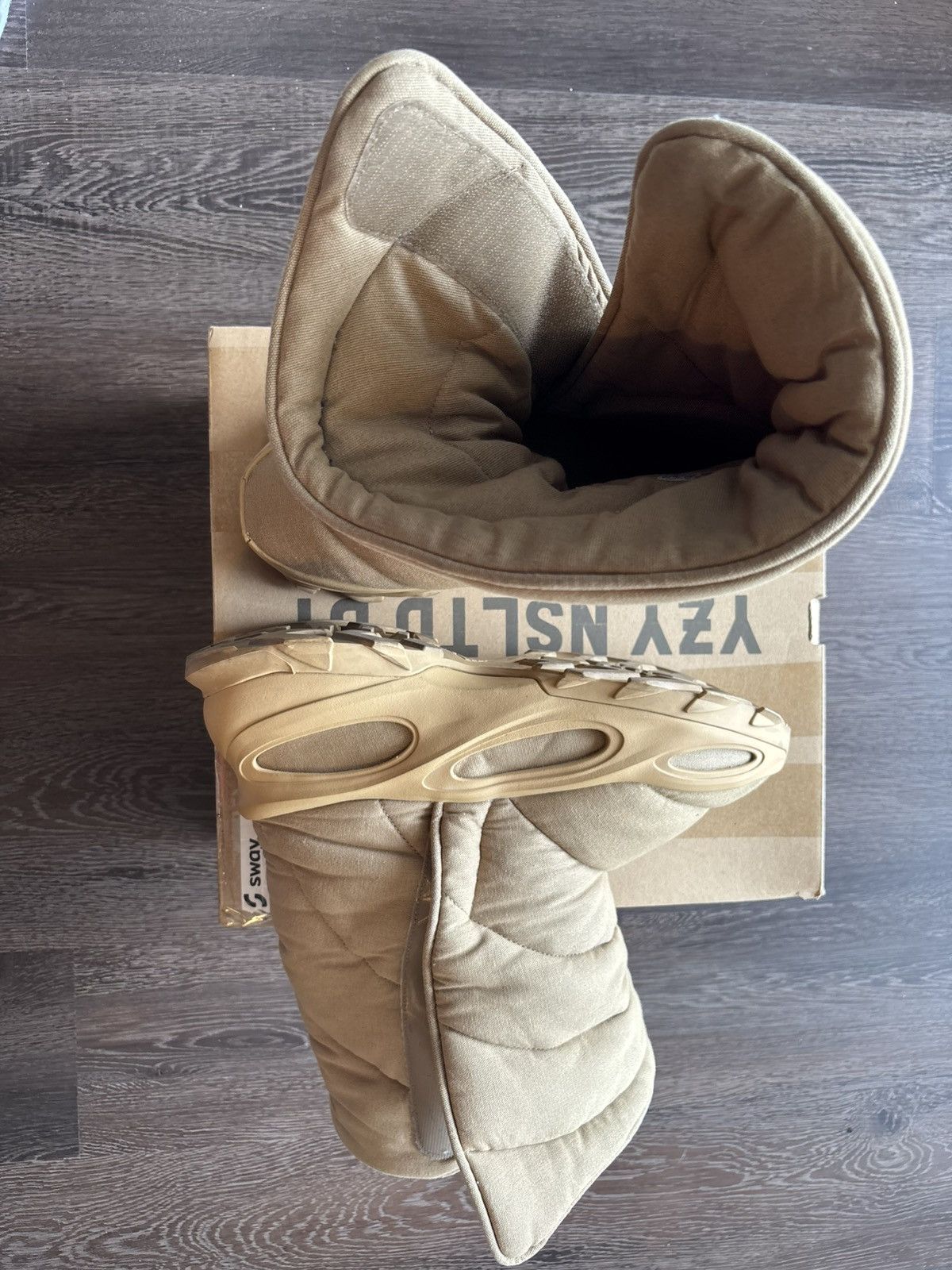 Yeezy yeezy nsltd boots Size US 12 / EU 45 - 2 Thumbnail