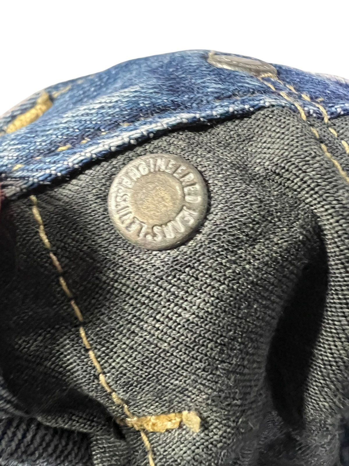 Levi's Vintage Levis Engineered Jean Size US 33 - 13 Thumbnail