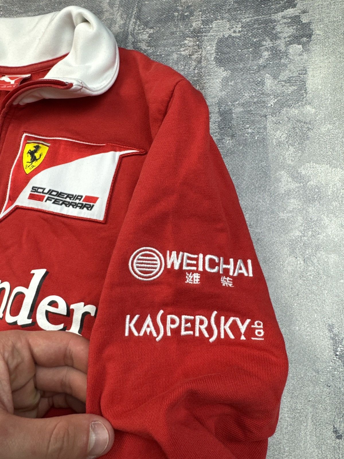Formula 1 Vintage Formula One Ferrari Racing Team 1/4 zip Santander Size US M / EU 48-50 / 2 - 7 Thumbnail