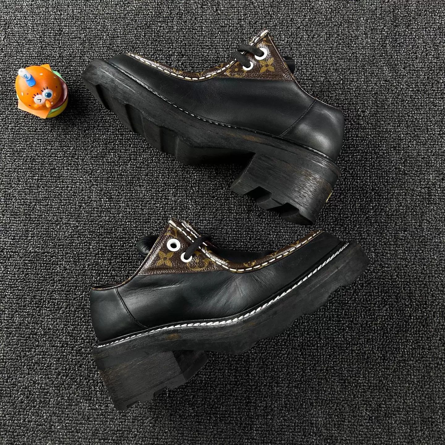 Louis Vuitton LV Platform Loafer Black Monogram EUR 36.5 Size US 6 / IT 36 - 4 Thumbnail