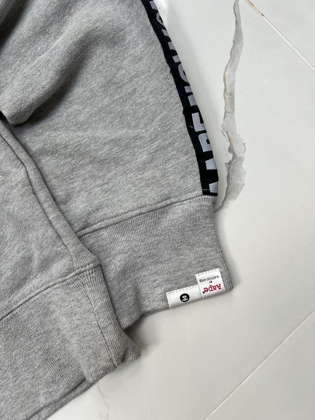 Aape × Vintage AAPE NOW BY BATHING APE RETRO Y2K CREWNECK BIG LOGO LAMPAS Size US XL / EU 56 / 4 - 3 Thumbnail