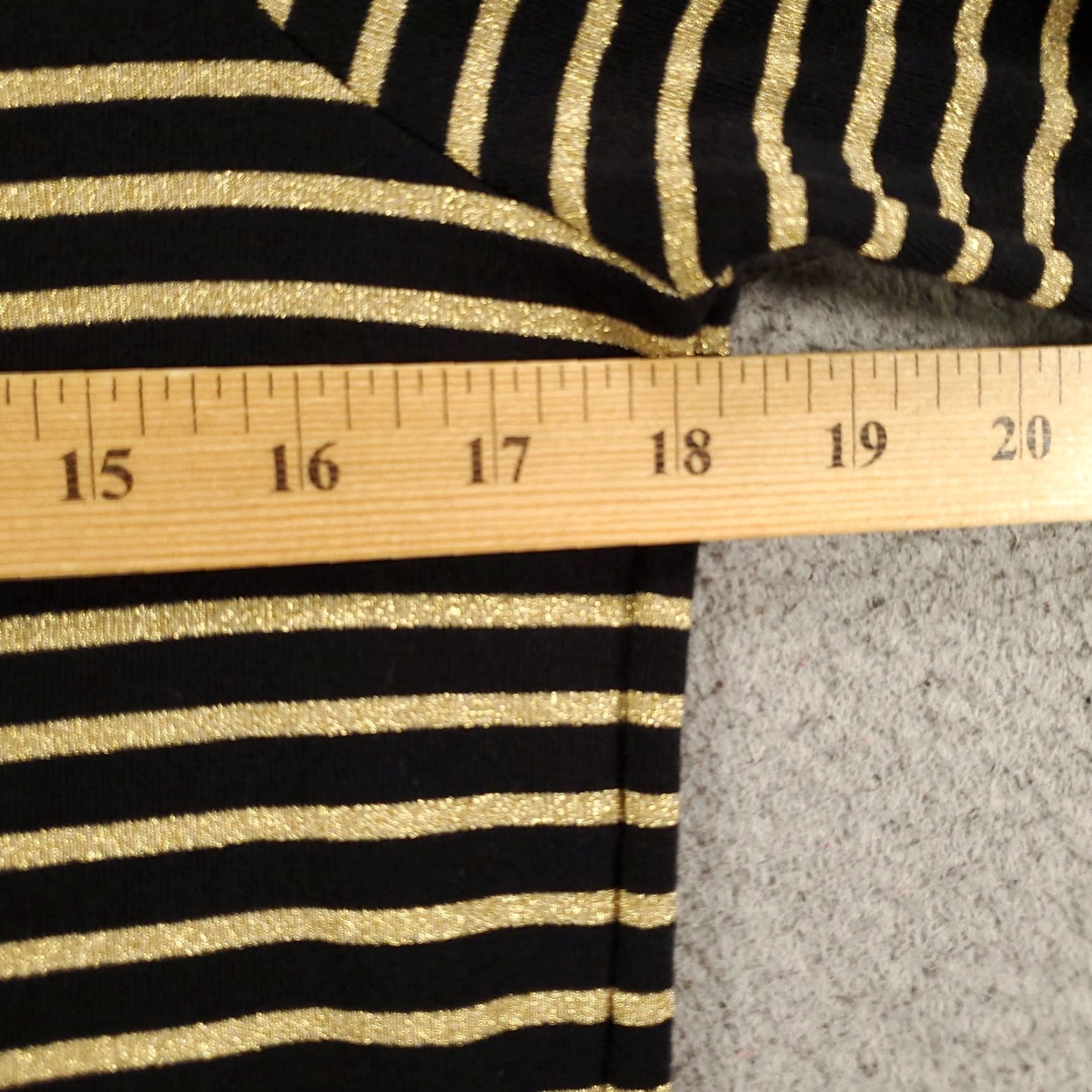 Ralph Lauren Womens Ralph Lauren Sweater Large Black Shimmer Sparkle Gold Stripes Lightweight Size L / US 10 / IT 46 - 4 Thumbnail