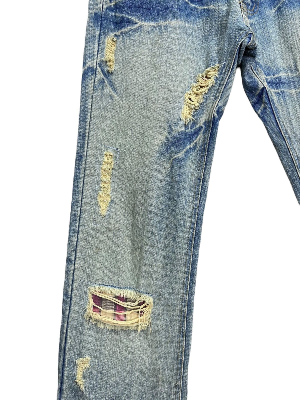 I Love NY 90’s “I❤️NEW YORK “ Mudwash Clawmark Ripped Flare Jeans Size US 31 - 10 Thumbnail