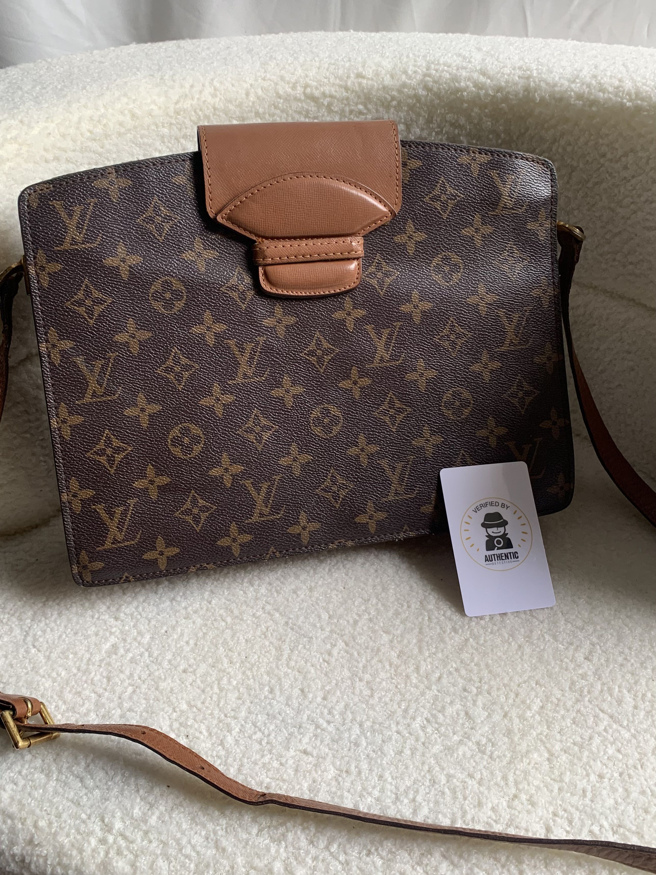 Louis Vuitton Louis Vuitton Courcelles Monogram Shoulder Messenger Bag Size ONE SIZE - 1 Thumbnail
