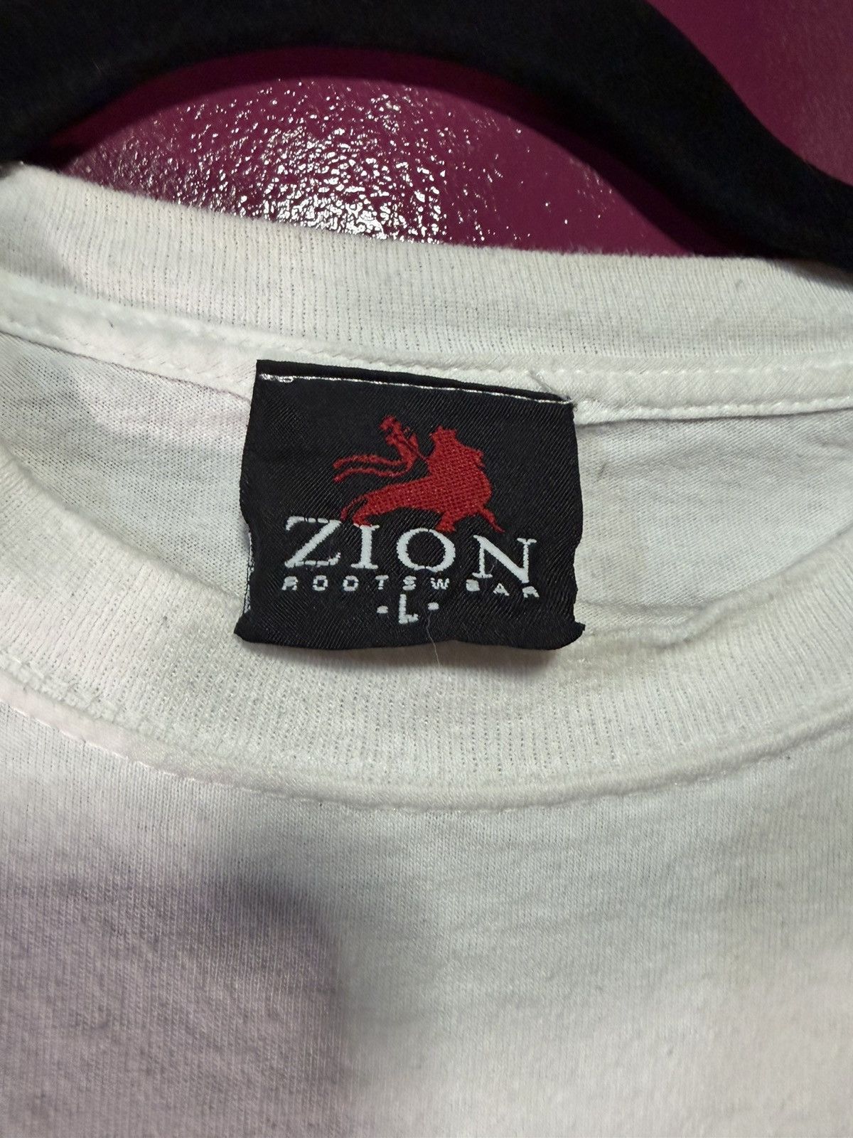 Zion Rootswear Y2k bob Marley zion tee Size US L / EU 52-54 / 3 - 5 Thumbnail