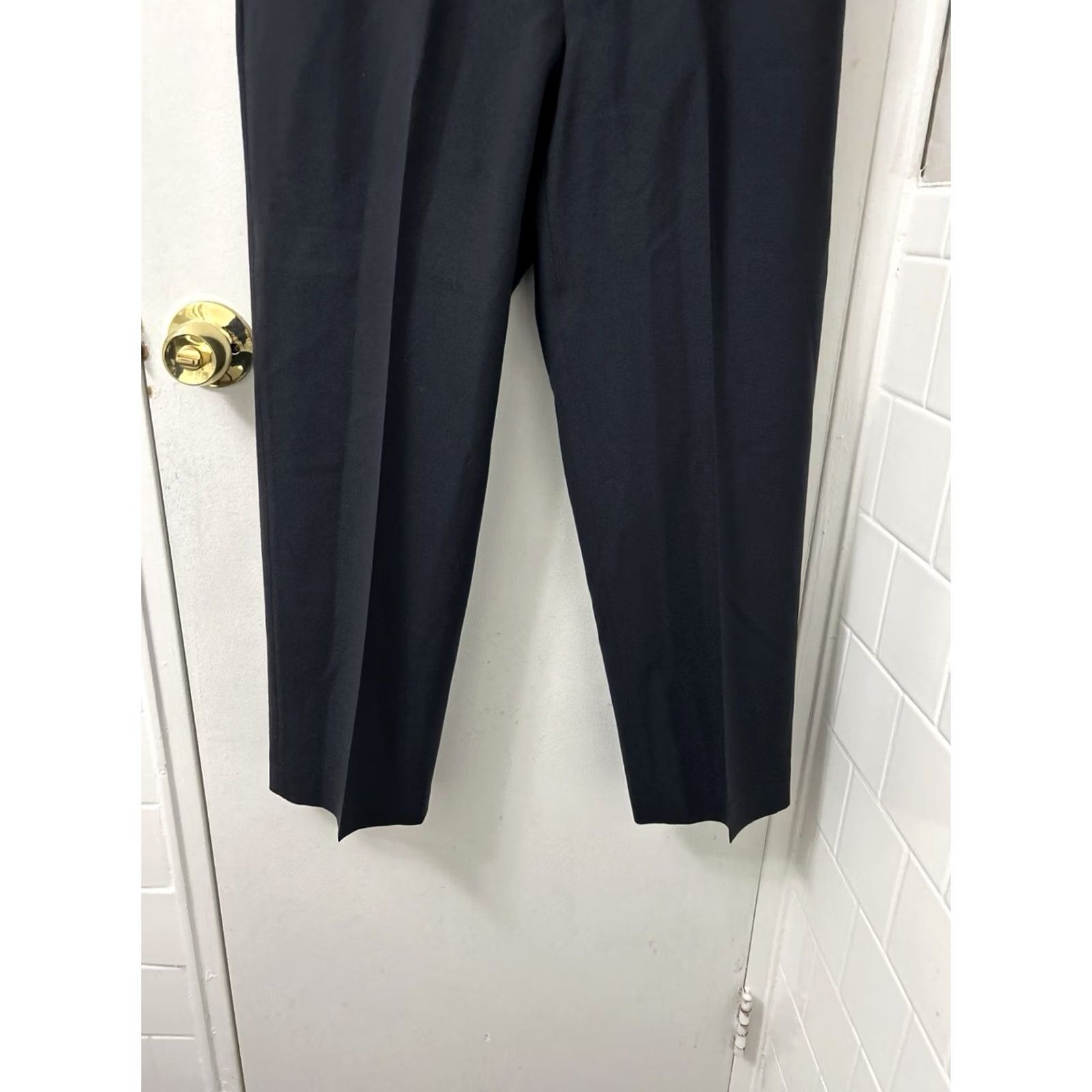 Lands' End Lands' End Dress Pants Mens 30x26 Navy 100% Wool Flat Front Trousers Pants Dress Pants Mens Regular Straight 100% Wool Navy П Size US 30 / EU 46 - 3 Thumbnail