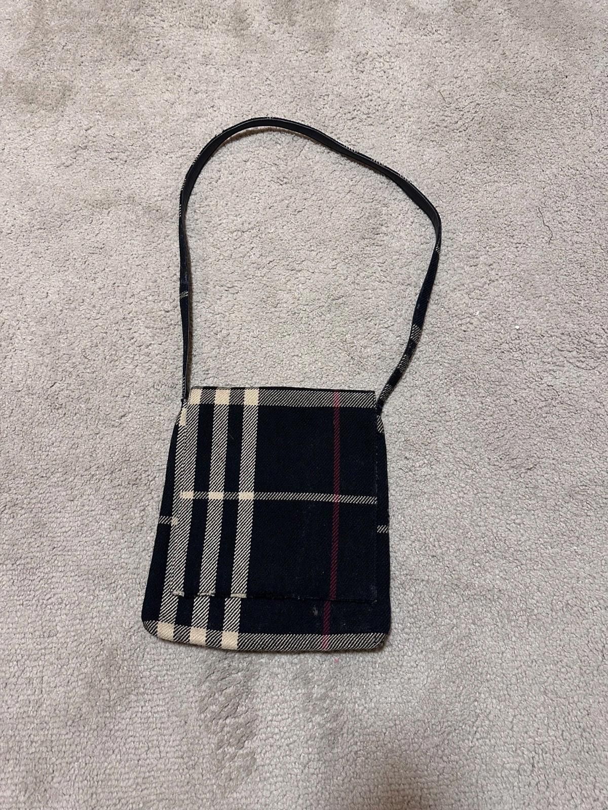 Burberry Burberry Wool crossbody bag Size ONE SIZE - 1 Thumbnail