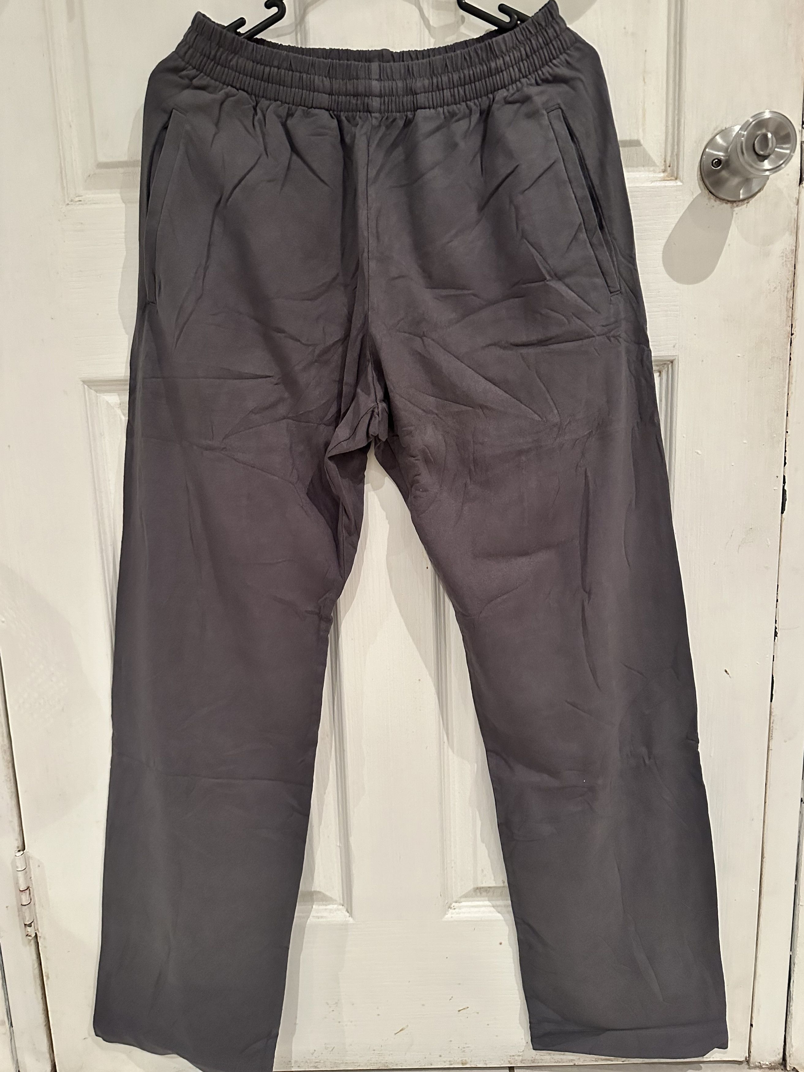 Balenciaga × Gap × Yeezy YZY x GAP Unreleased 2022 Sweatpants Size US 28 / EU 44 - 1 Thumbnail