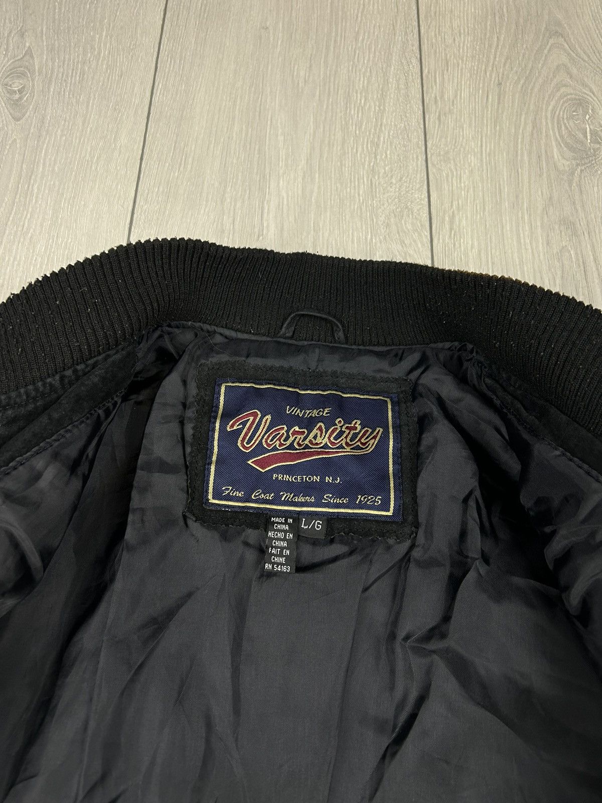 Vintage Vintage Varsity American Leather Bomber Jacket size L Size US L / EU 52-54 / 3 - 5 Thumbnail