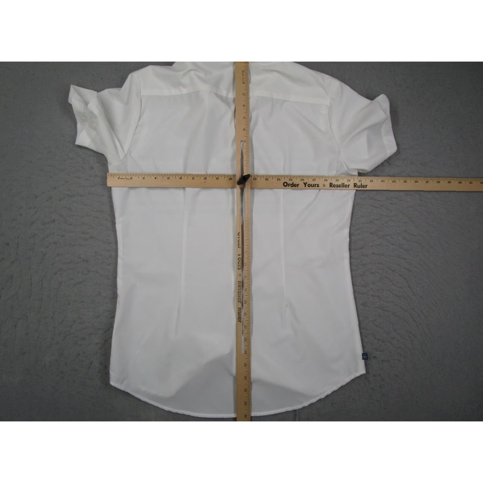 Mizzen+Main Mizzen+Main Leeward Shirt Mens M White Stripe Short Sleeve Stretch Trim Fit Shirt Size US M / EU 48-50 / 2 - 6 Thumbnail