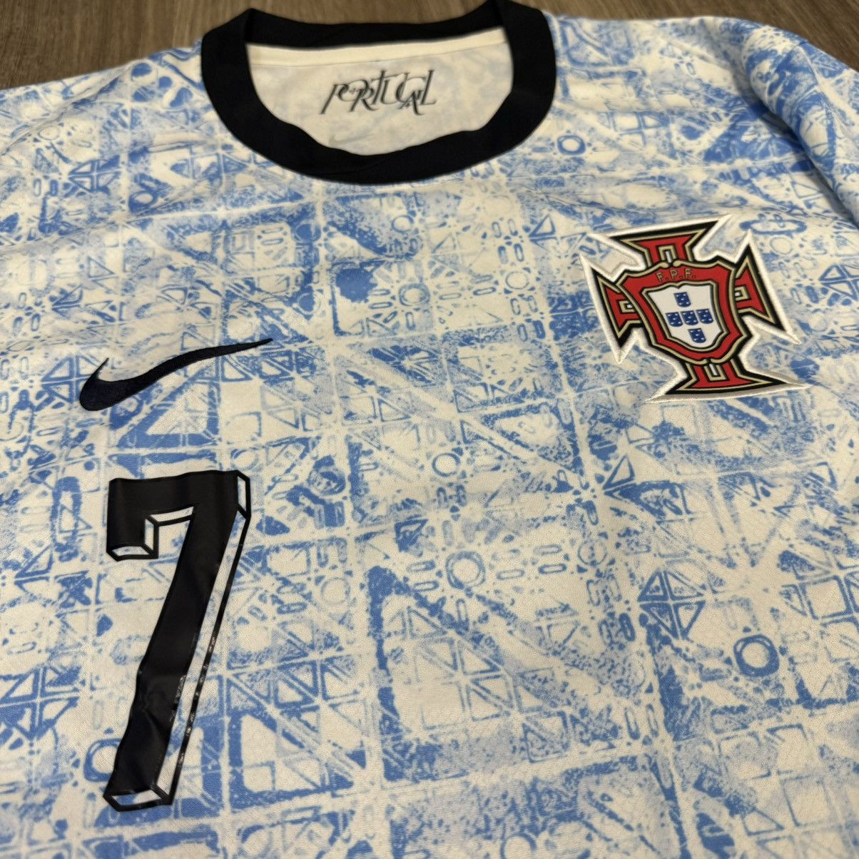 Nike Portugal Euro2022 away shirt #7 Ronaldo Size US M / EU 48-50 / 2 - 3 Thumbnail