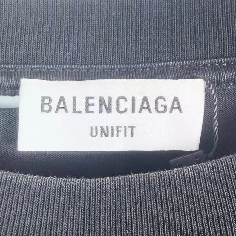 Balenciaga Balenciaga Black letter logo destruction short sleeve Size US XS / EU 42 / 0 - 3 Thumbnail