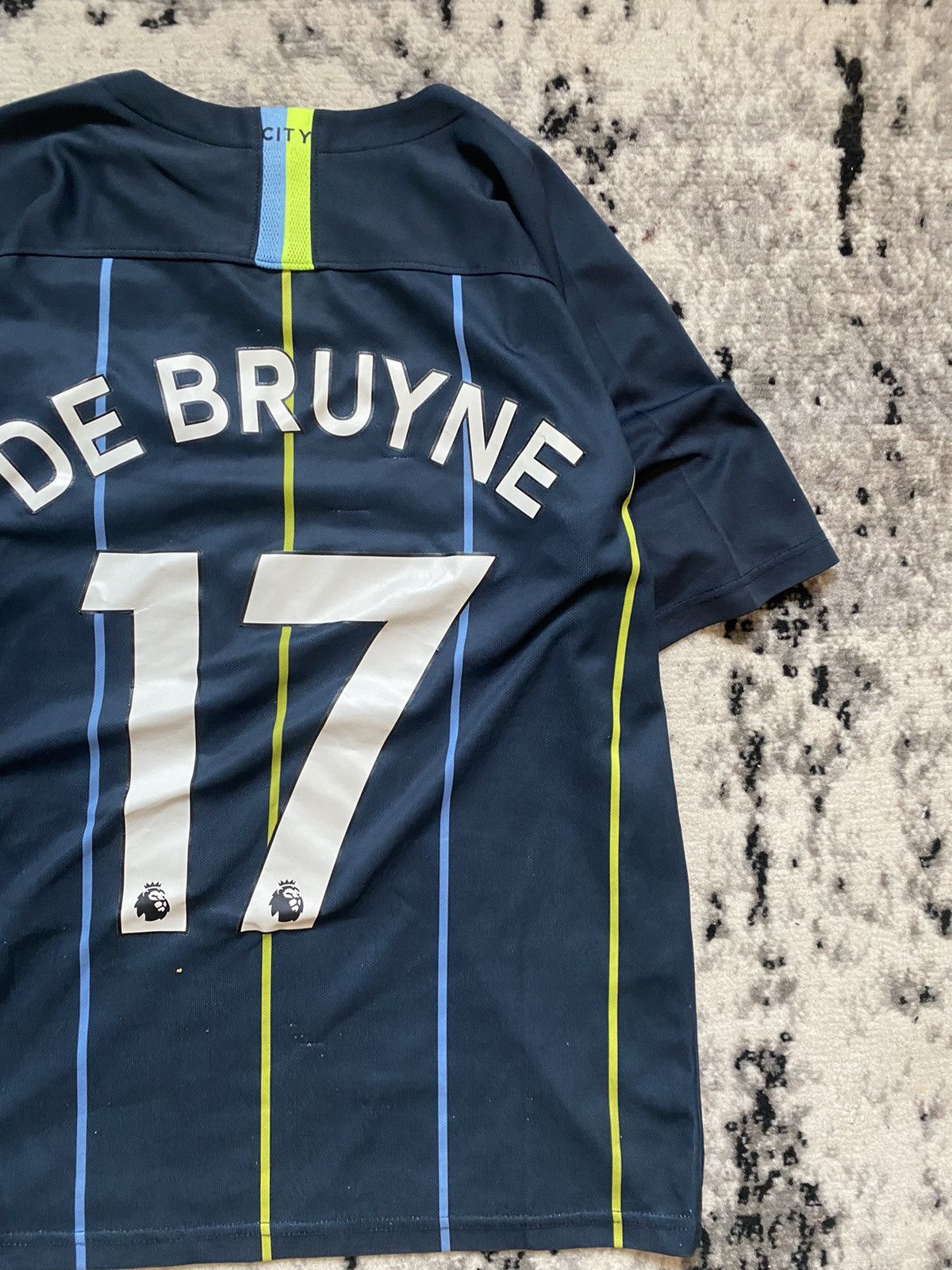 Nike × Vintage Manchester City De Bruyne 2015 2016 football soccer jersey Size US S / EU 44-46 / 1 - 9 Thumbnail