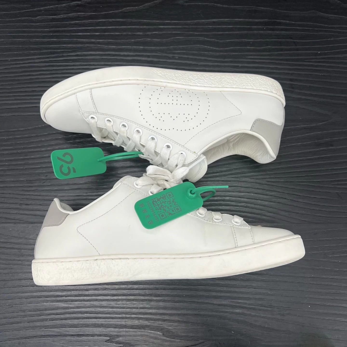 Gucci Gucci Ace White & Gray 37.5 Worn 2x Like New Com Box Size US 7 / IT 37 - 3 Thumbnail