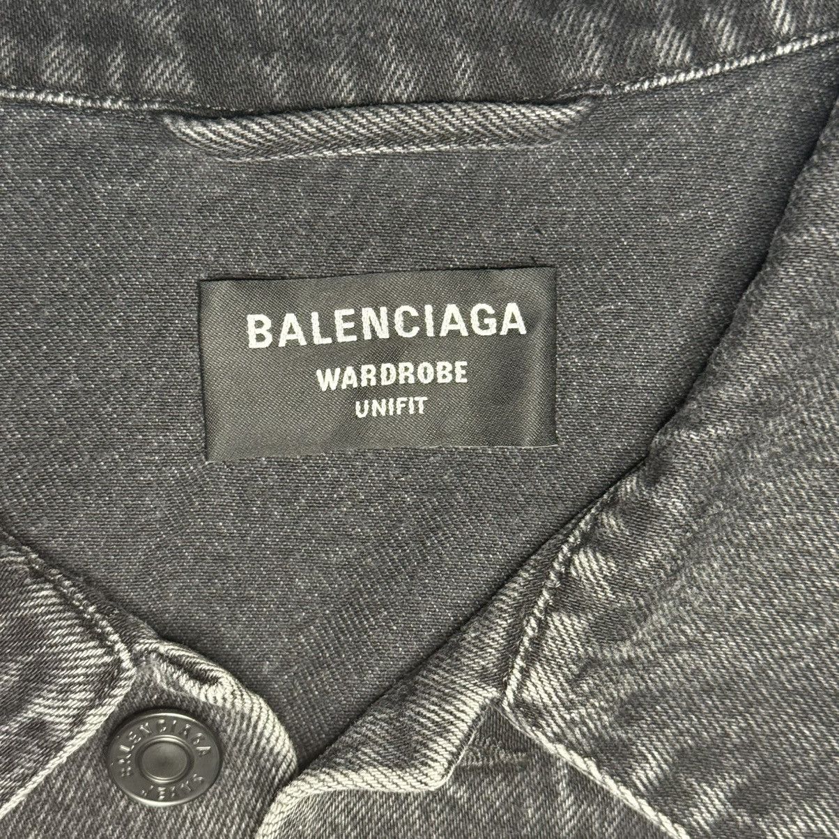 Balenciaga Balenciaga Metal Back Logo Denim Oversized Jacket Size US M / EU 48-50 / 2 - 10 Thumbnail