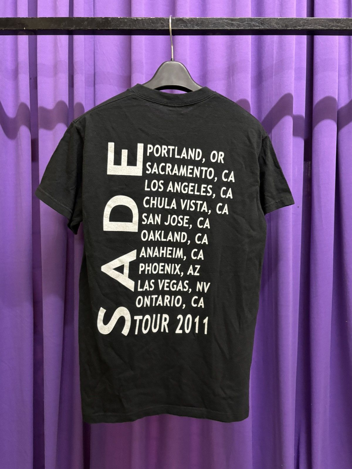 Band Tees super rare sade 2011 soldier of love tour shirt Size US S / EU 44-46 / 1 - 2 Thumbnail