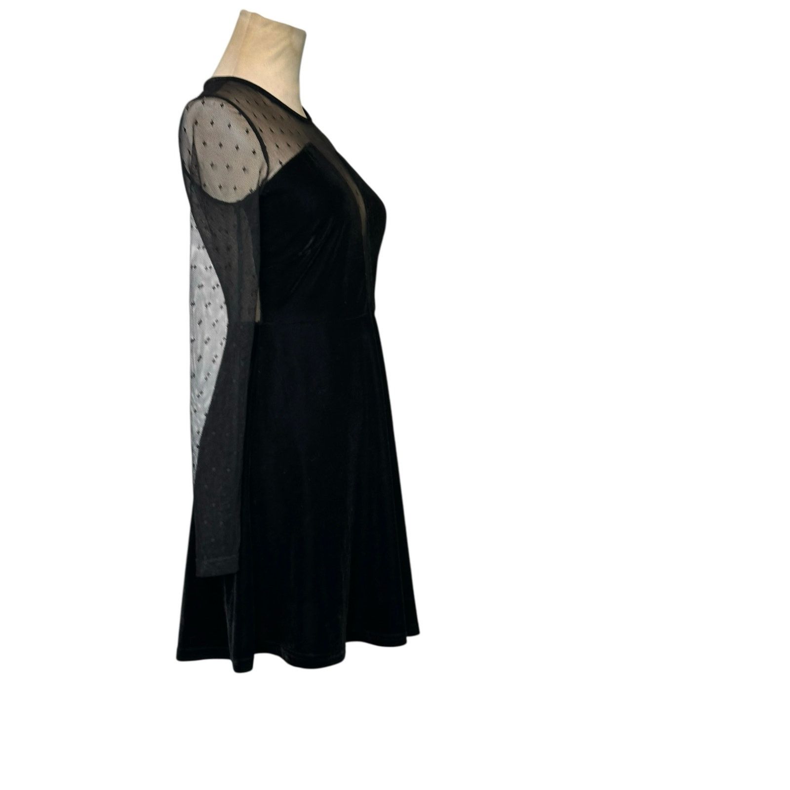 Forever 21 Forever 21 Black Sheer Suede Long Sleeve Mini Dress size S Size S / US 4 / IT 40 - 16 Thumbnail
