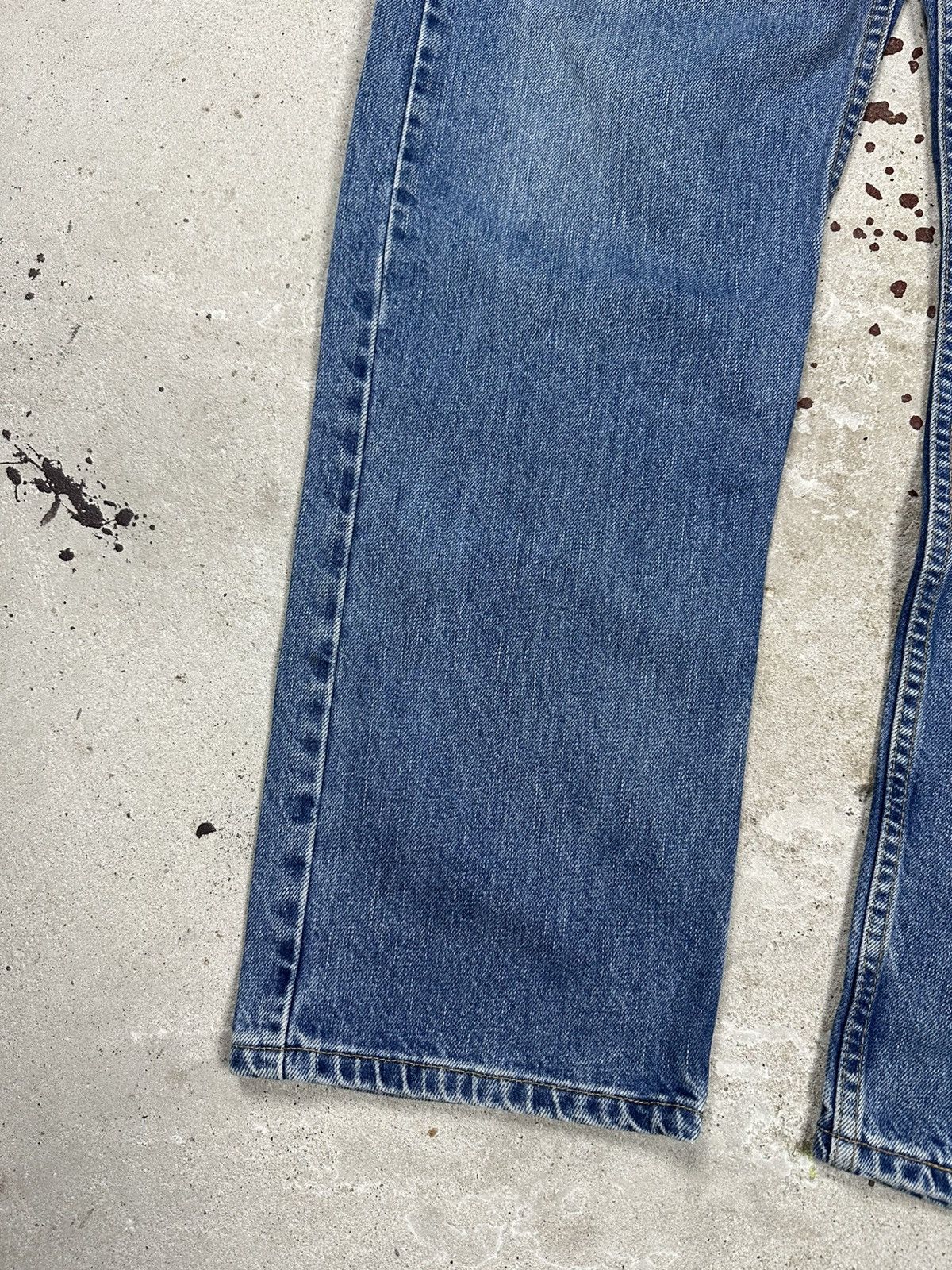 Levi's × Vintage Vintage 2002 Levi’s 505 Denim Pants Jeans Mexico Size US 36 / EU 52 - 4 Thumbnail