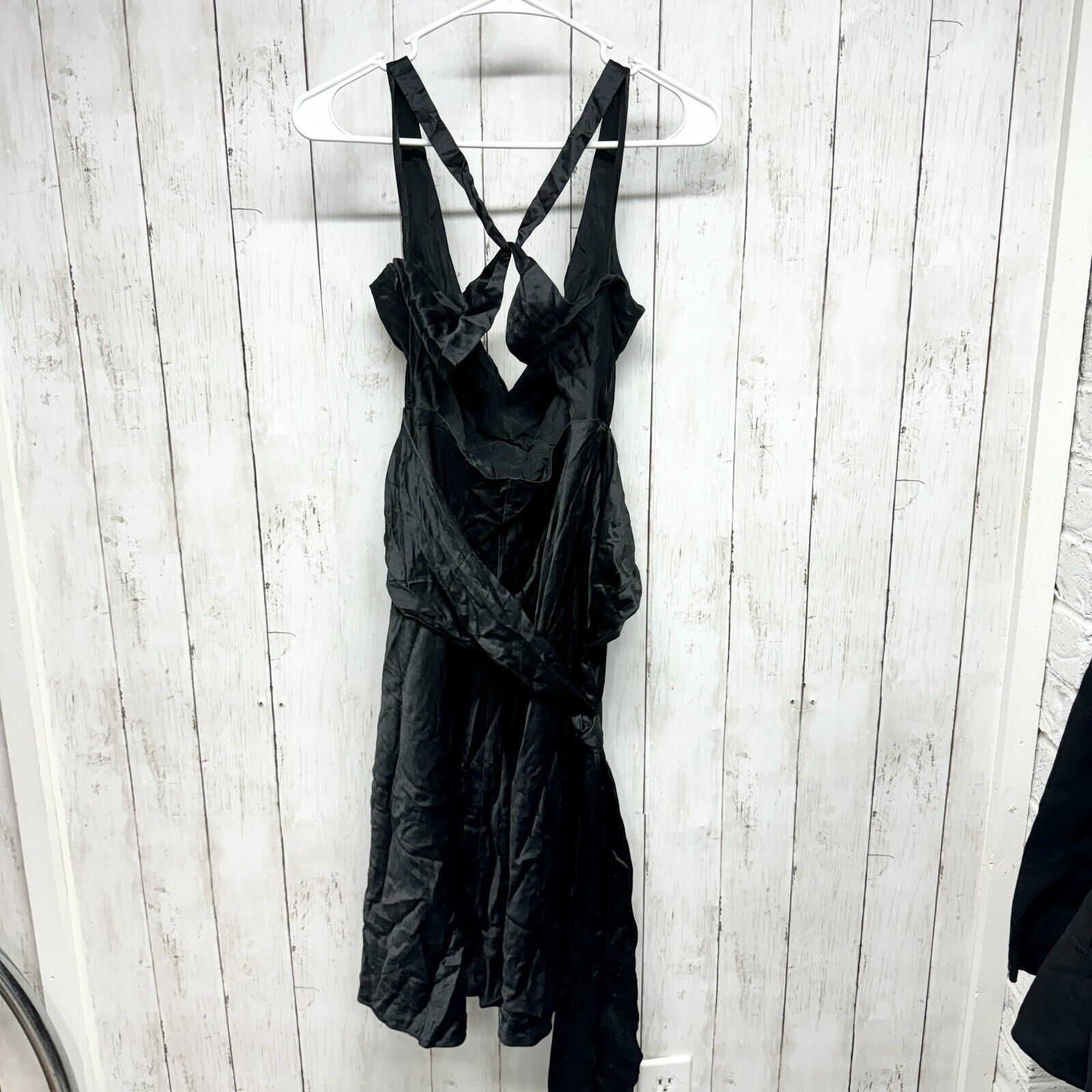 Bcbgmaxazria BCBGMaxazria Dress Size 4 Shimmer Open Back Halter 100% Silk Size S / US 4 / IT 40 - 5 Thumbnail