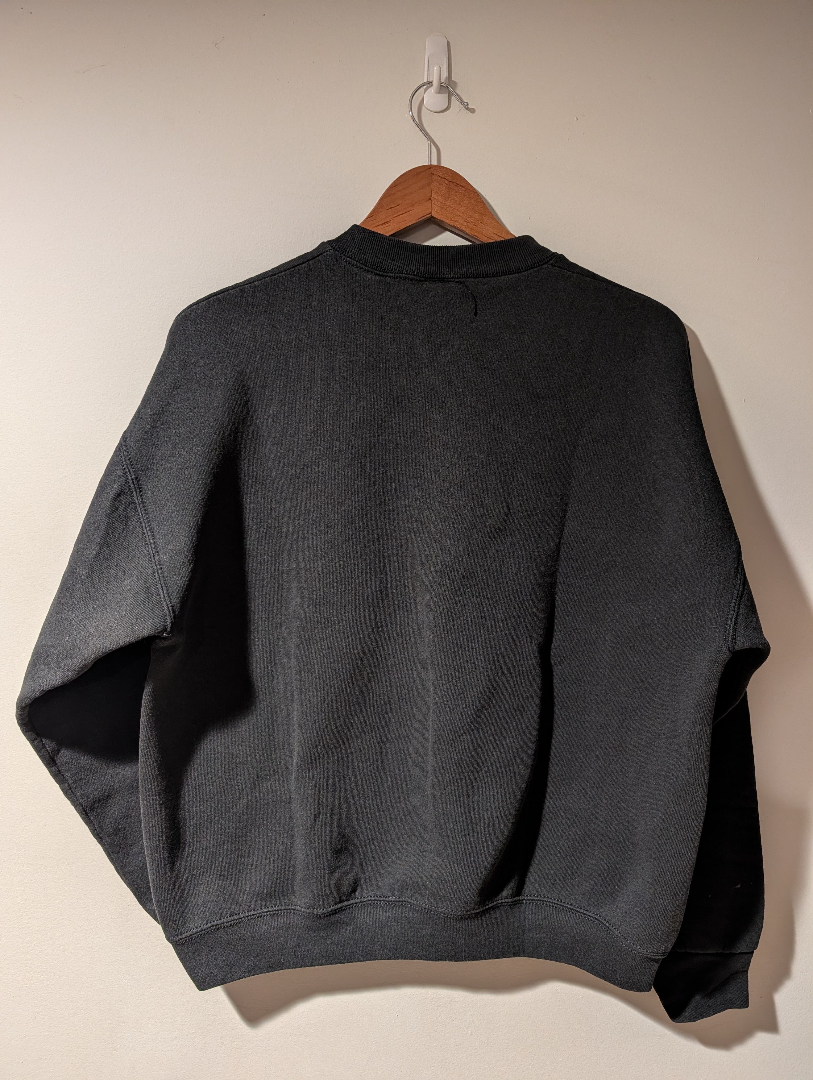 Mickey Mouse Vtg 90s Disney Mickey & Co Embroidered Crewneck Sweatshirt Size US L / EU 52-54 / 3 - 6 Thumbnail
