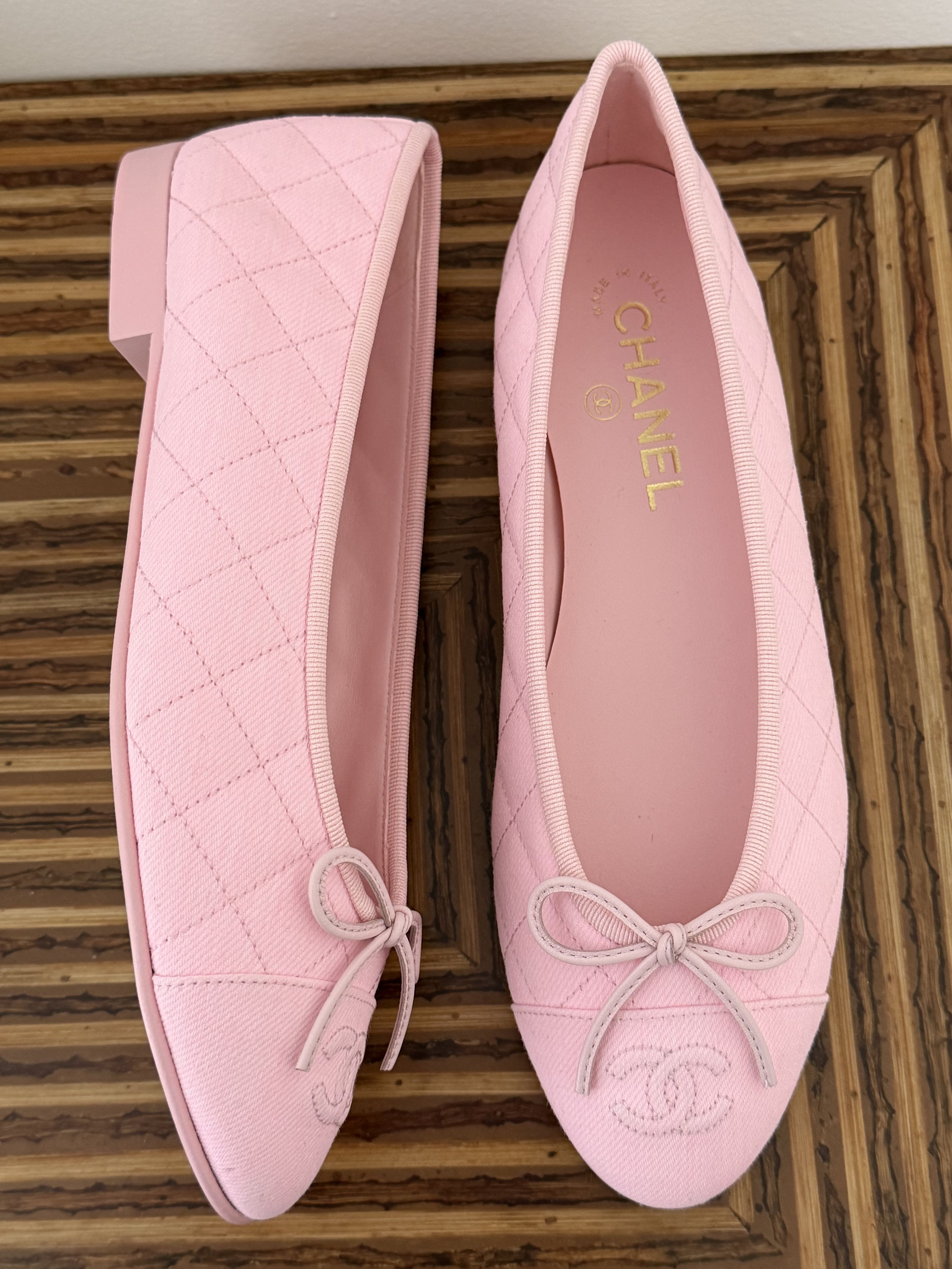 Chanel 26P Denim Quilted CC Logo Bow Tie Ballet Ballerina Flat 37 Size US 7 / IT 37 - 9 Thumbnail