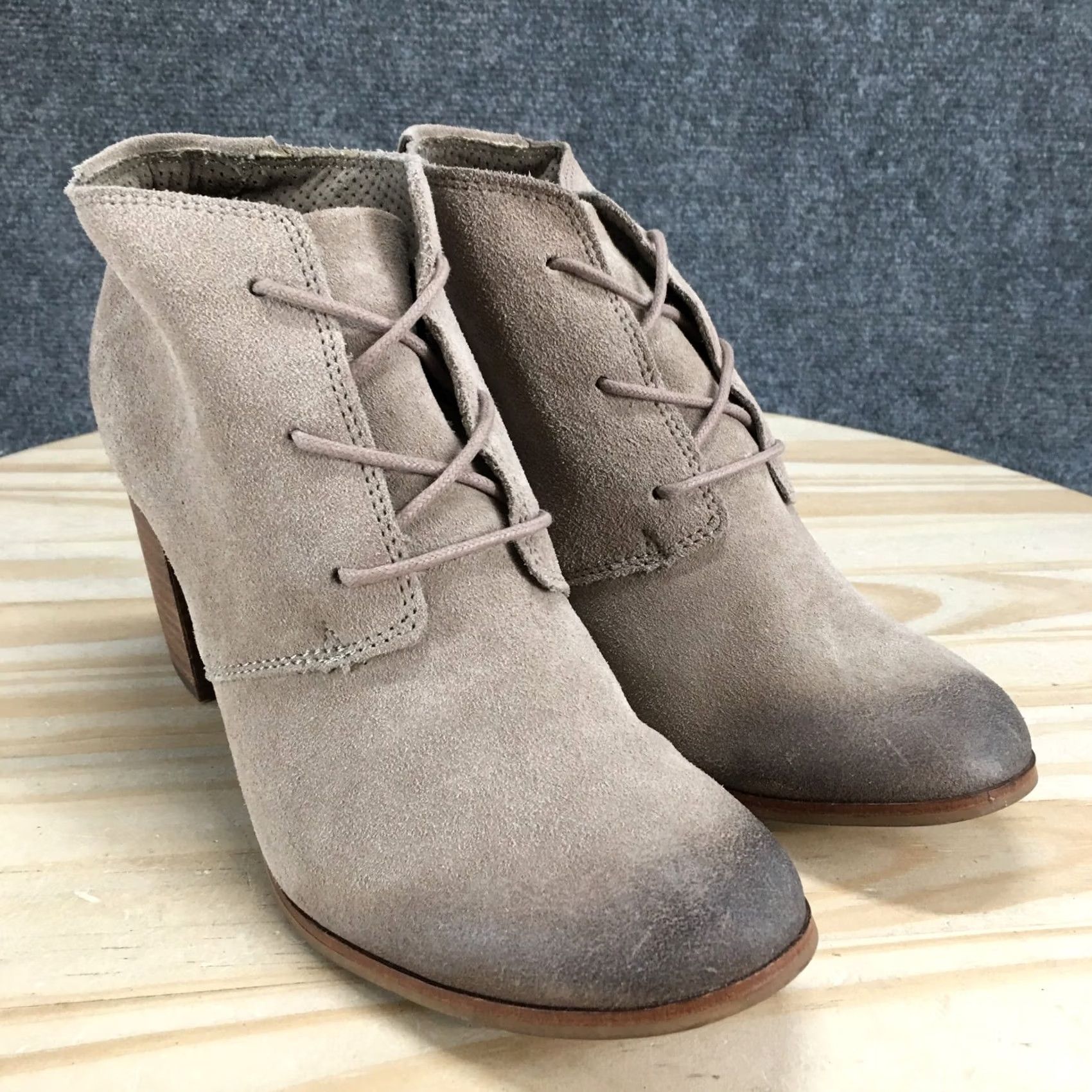 Toms TOMS Boots Womens 9.5 Ankle Bootie Beige Almond Toe Lace Up Block Heel Casual Shoes Size US 10 / IT 40 - 3 Thumbnail
