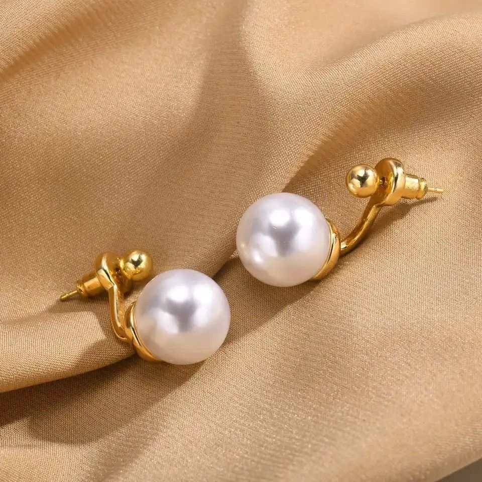 Other Minimalist Round Simulated Pearl Earrings Size ONE SIZE - 1 Thumbnail