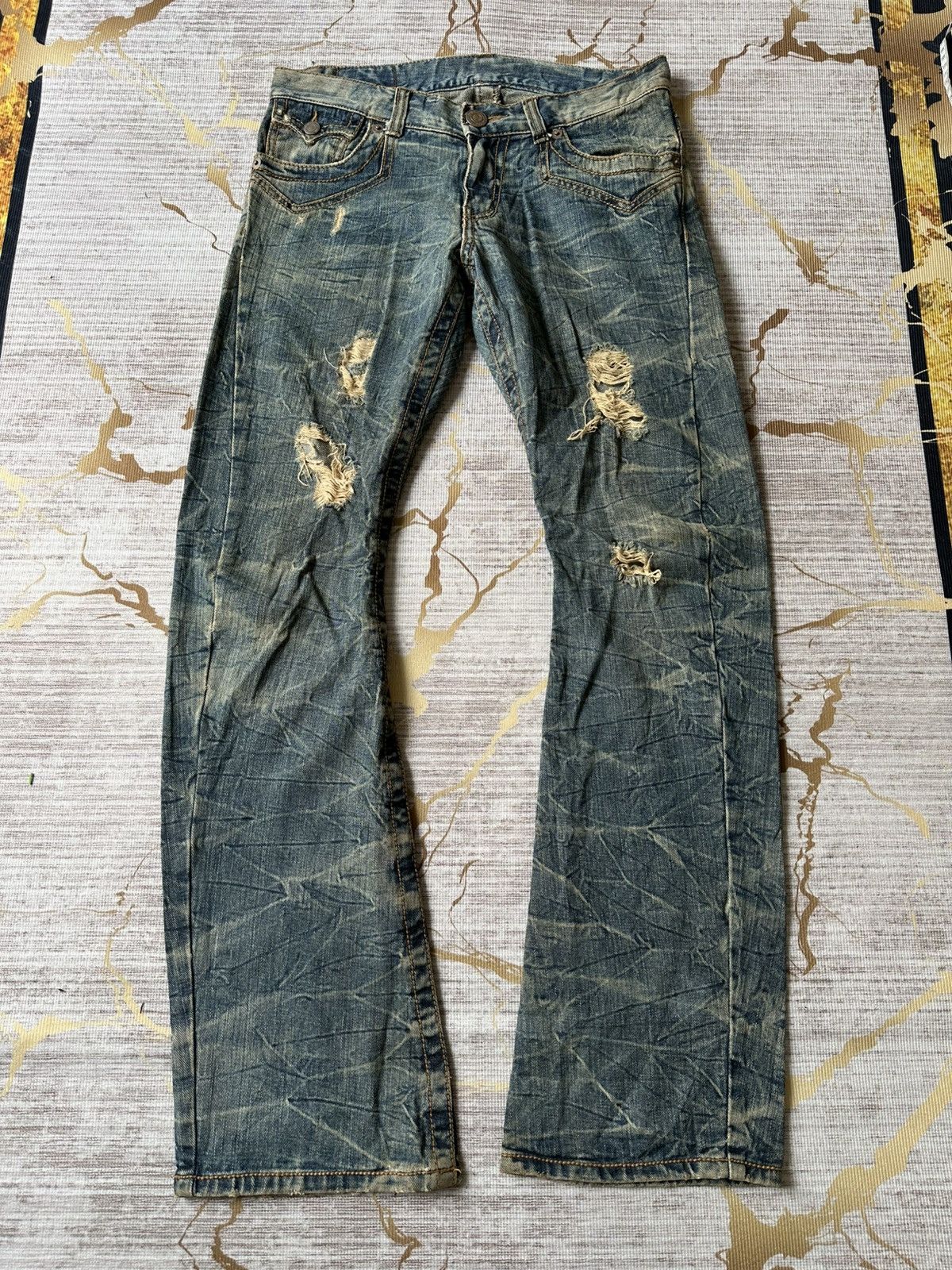 Japanese Brand FLARE Rattle Trap Claw Marks Distressed Curve Leg Denim Size US 32 / EU 48 - 2 Thumbnail