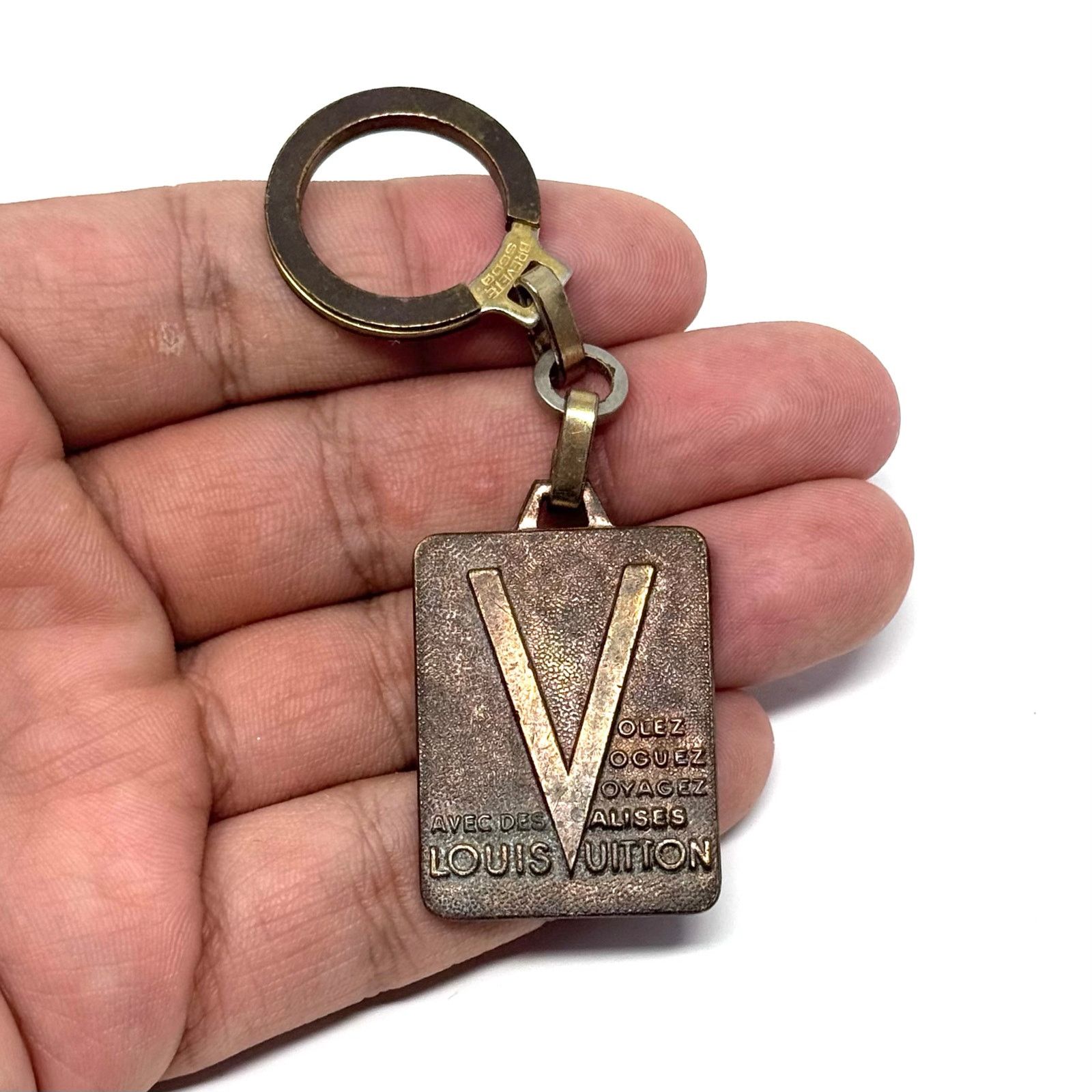 Louis Vuitton Louis Vuitton ‘Malletier’ Keychain Size ONE SIZE - 4 Thumbnail