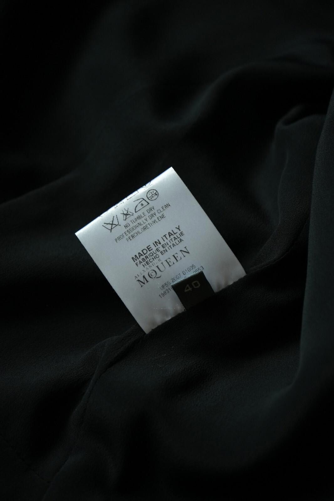 Alexander McQueen A/W 2007 Alexander McQueen “Witches” Blazer Jacket Vintage Size S / US 4 / IT 40 - 12 Thumbnail