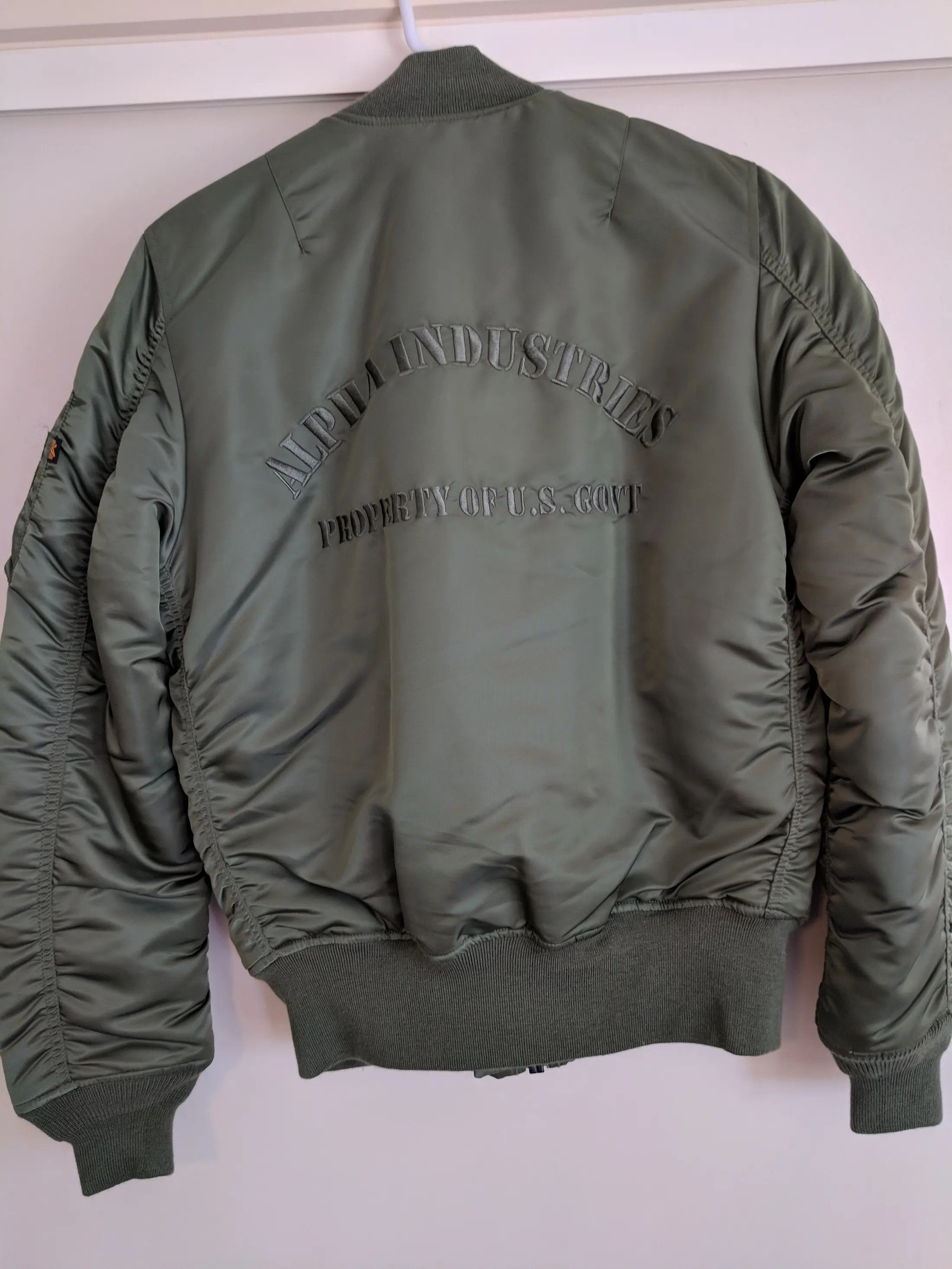 Alpha Industries Flight Jacket - Japan Spec Size US S / EU 44-46 / 1 - 2 Thumbnail