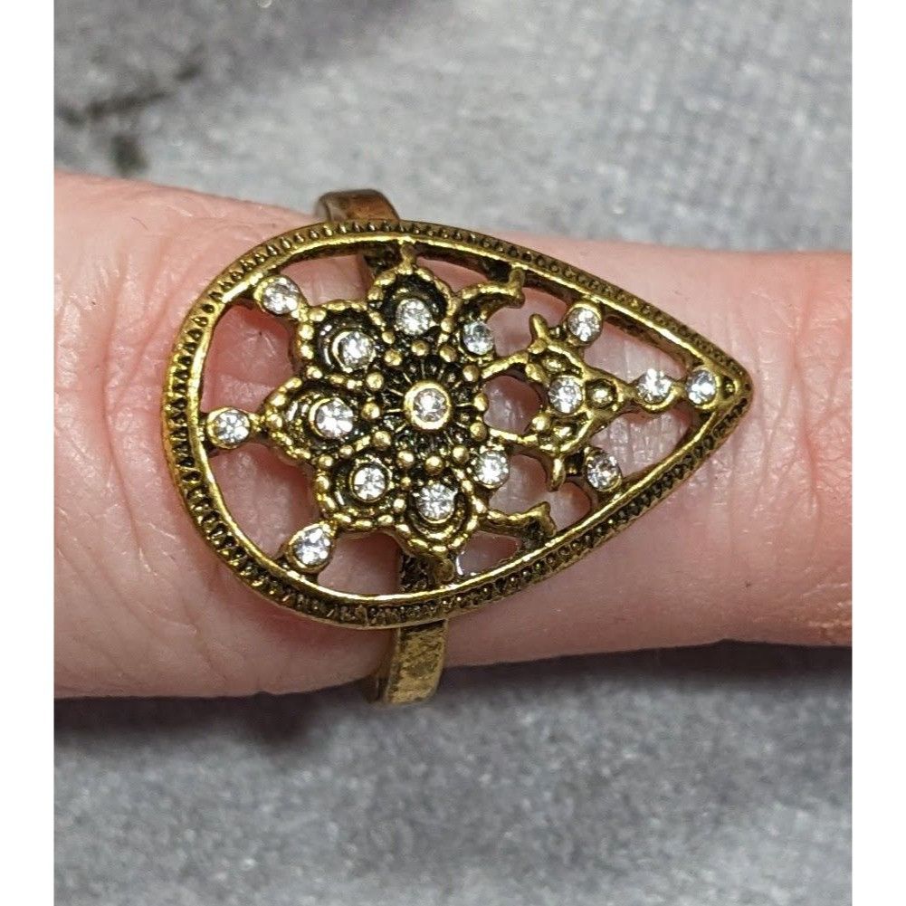 Other Bohemian Glam Teardrop Rhinestone Gold Tone Ring Size 8 Size ONE SIZE - 8 Thumbnail