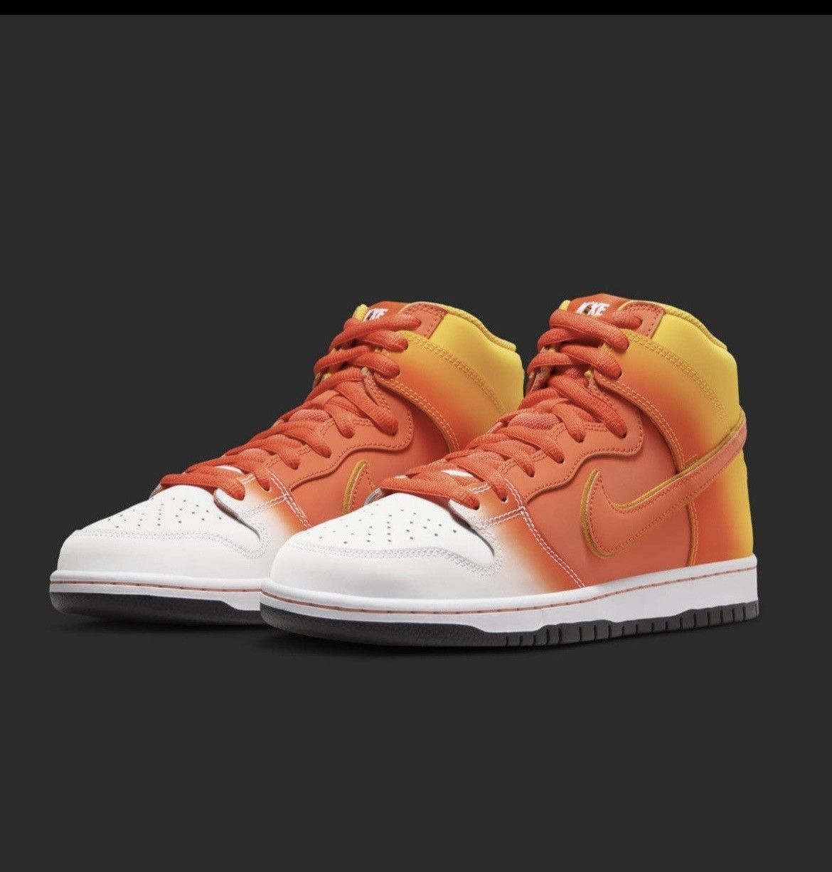 Nike Nike SB Dunk Sweet Tooth Size US 10 / EU 43 - 1 Thumbnail