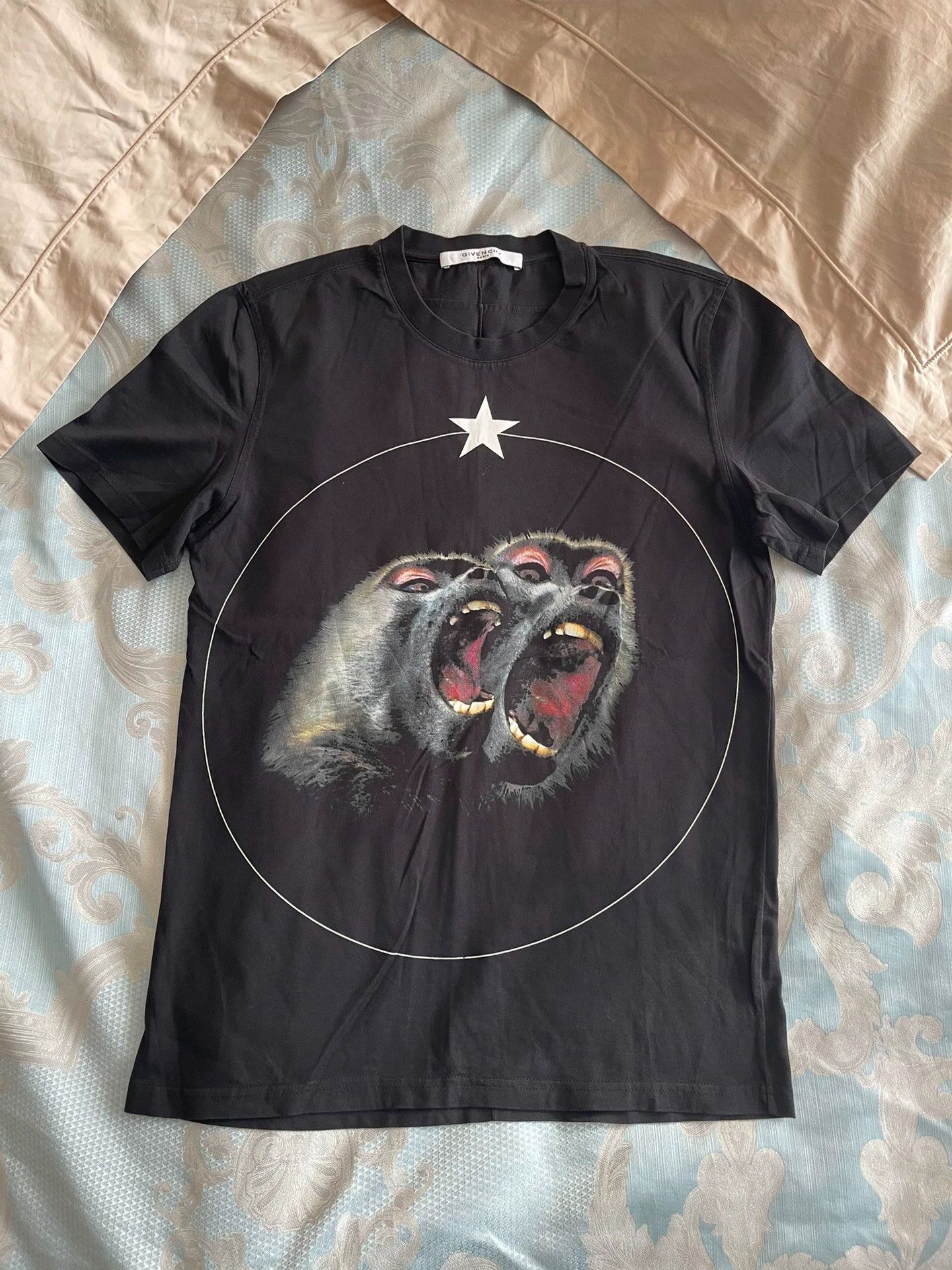 Givenchy GIVENCHY Classic Monkey Graphic Black SS T-Shirt S (95 New) Size S / US 4 / IT 40 - 1 Thumbnail
