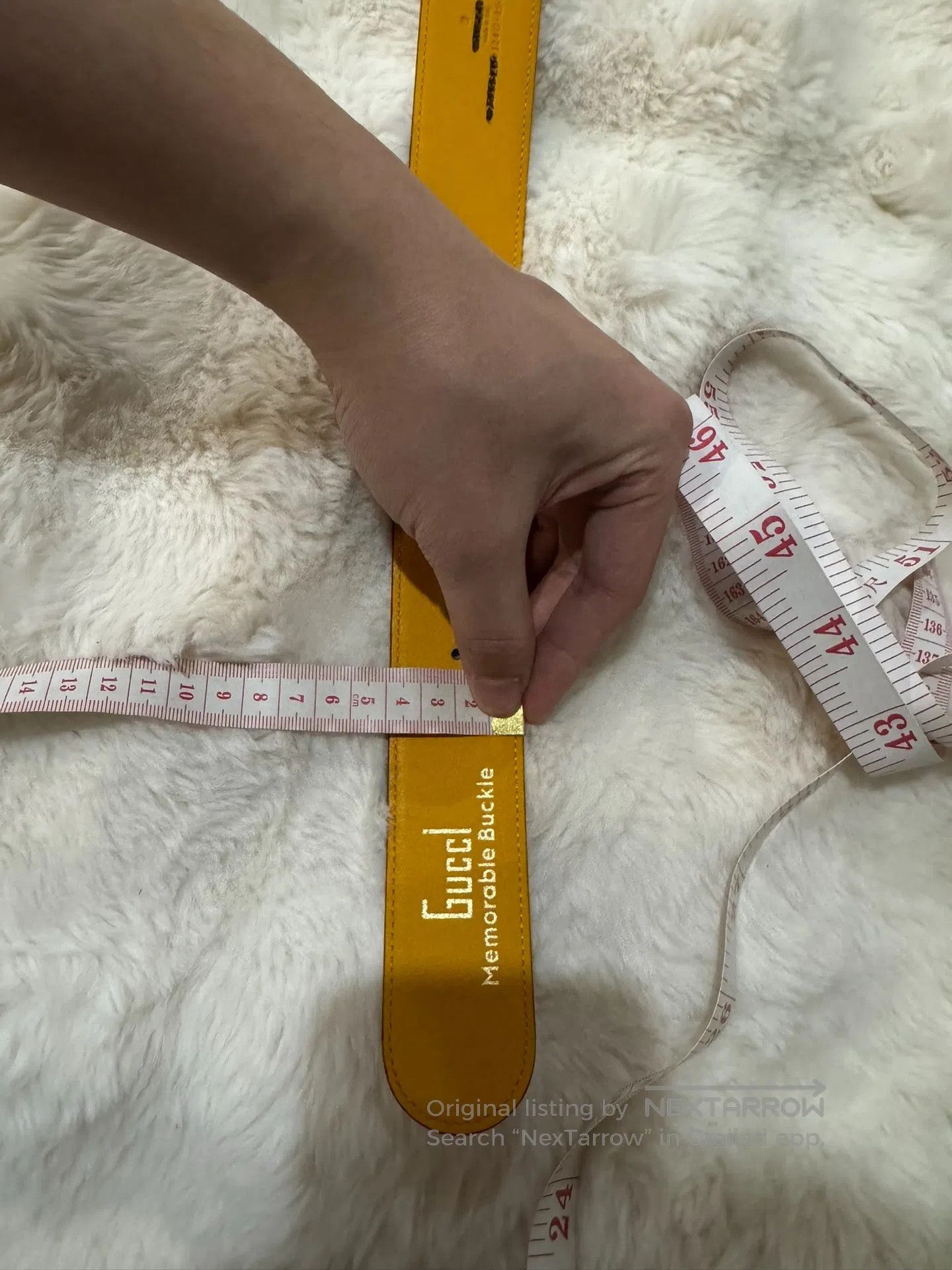 Gucci Guicci size 85 Contrasting Gold Buckle Belt| Size ONE SIZE - 6 Thumbnail