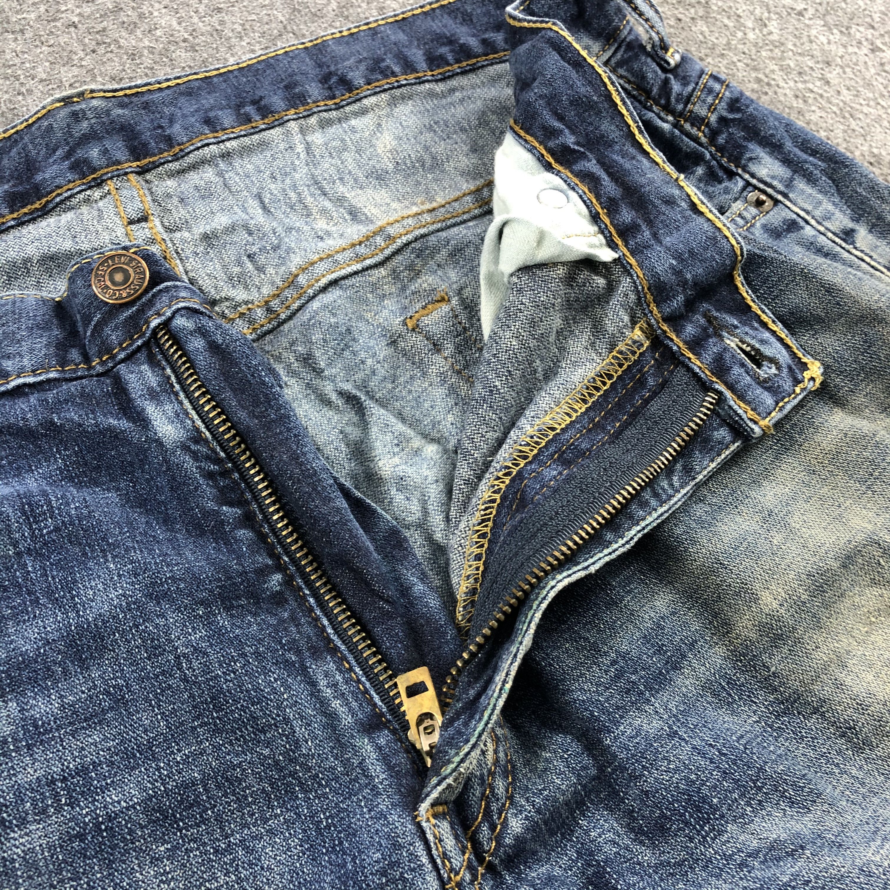 Levi's Vintage Blue Wash Levis 569 Jeans-J2180 Size US 36 / EU 52 - 14 Thumbnail