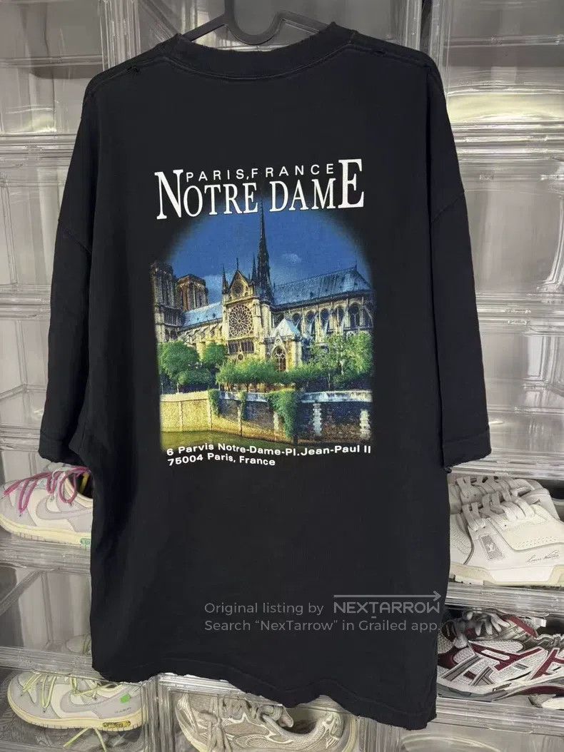 Balenciaga Balenciaga Madonna Short Sleeve Size US XXS / EU 40 - 4 Thumbnail