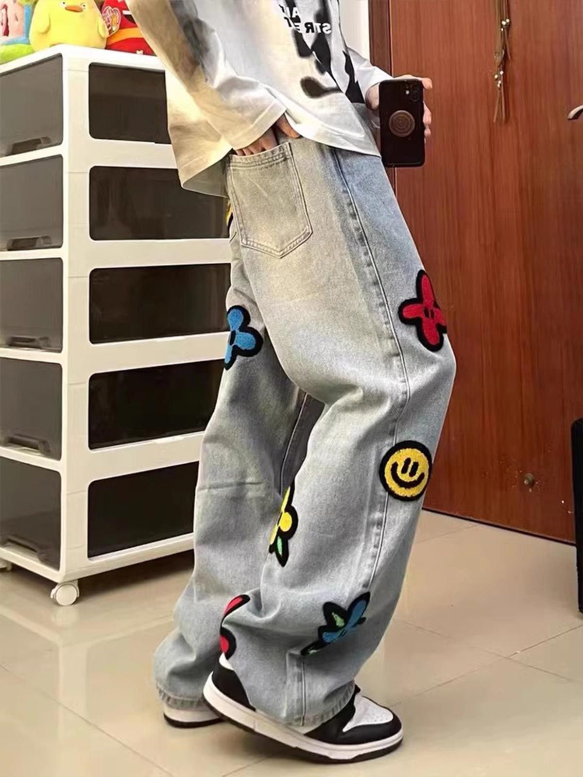 Jean × Vintage Graphic Denim Jeans with Floral and Animal Embroidery Size US 32 / EU 48 - 2 Thumbnail